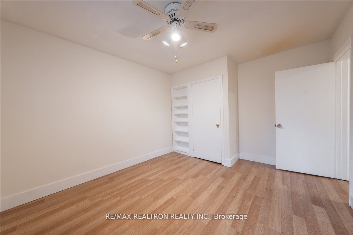 97 Park Crescent Property Photo 27
