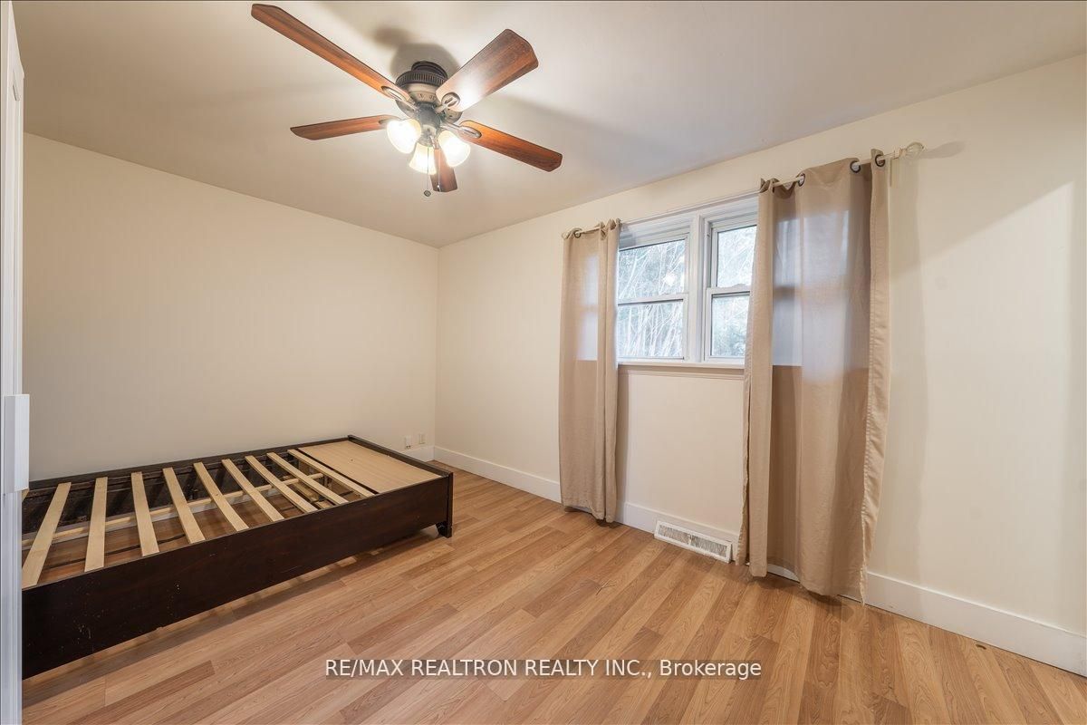 97 Park Crescent Property Photo 28