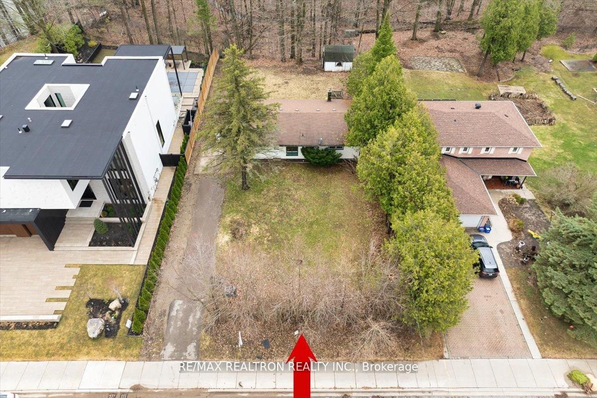 97 Park Crescent Property Photo 41