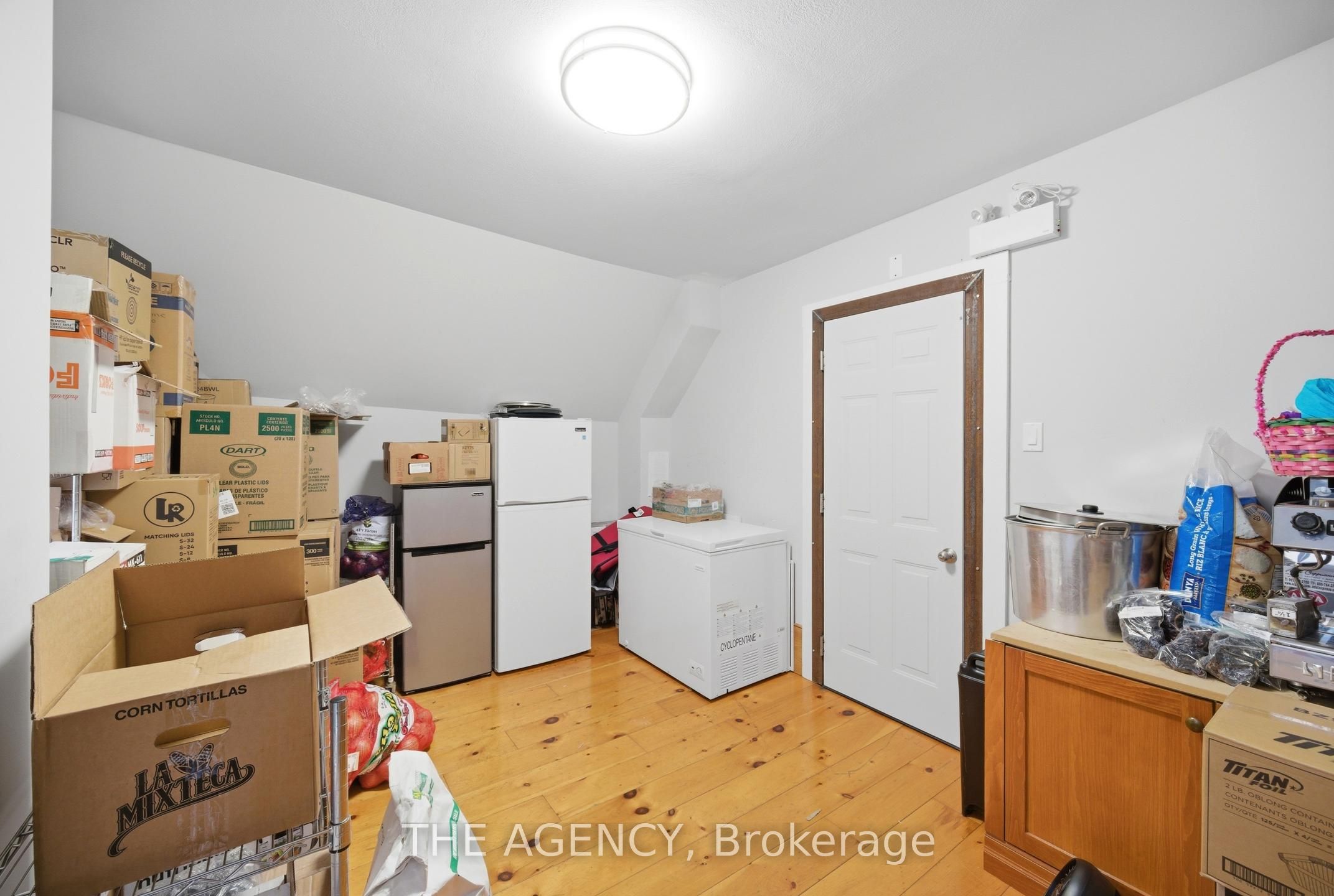 307 Main Street Property Photo 28