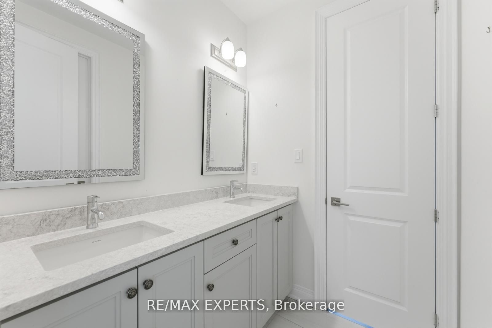 54 Winthrop Crescent Property Photo 32