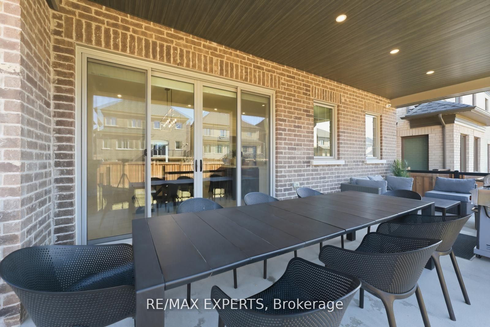 54 Winthrop Crescent Property Photo 42