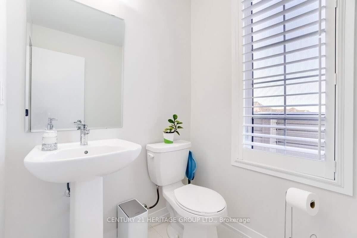239 Harding Park Property Photo 12