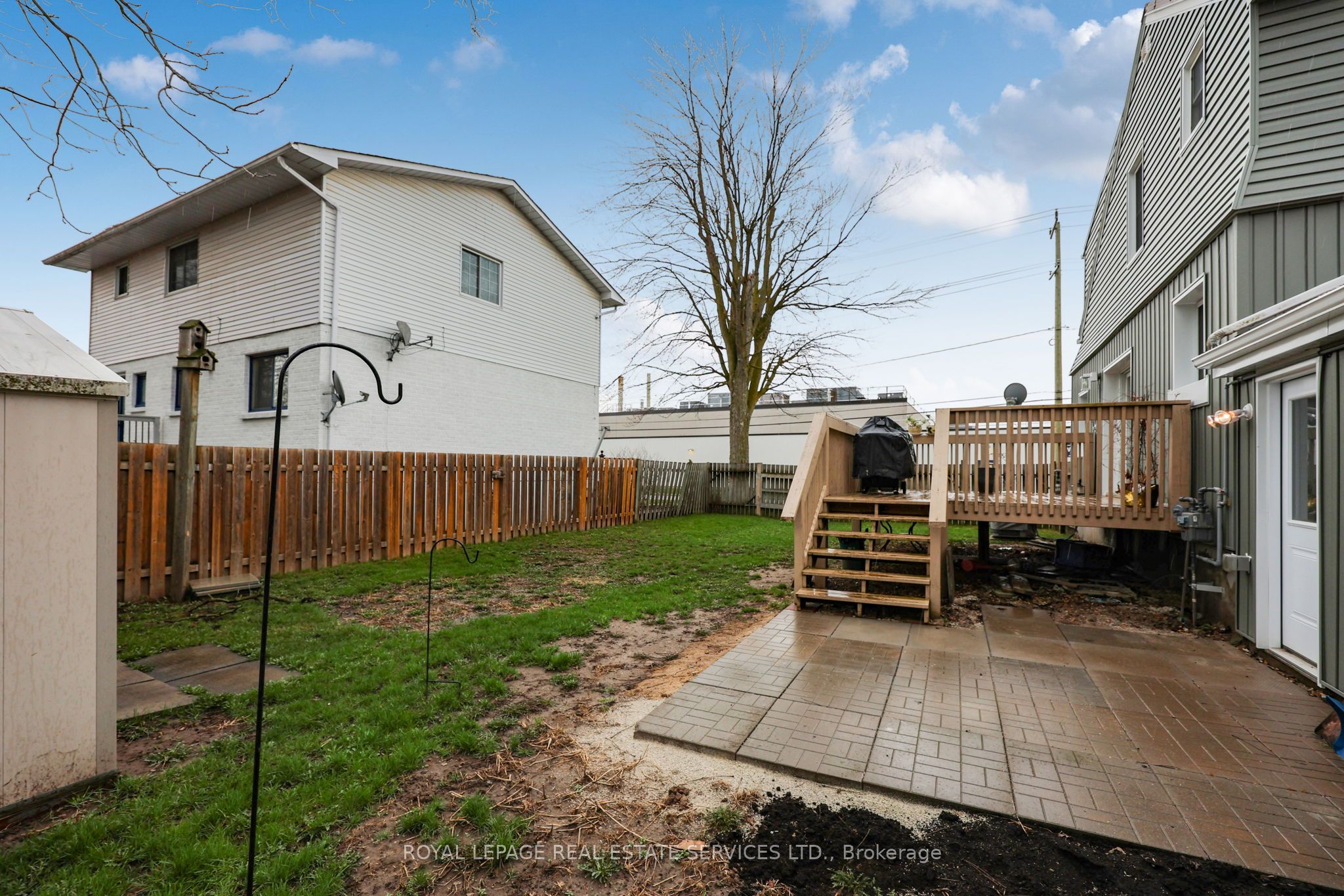 71 Centre Street S Property Photo 29