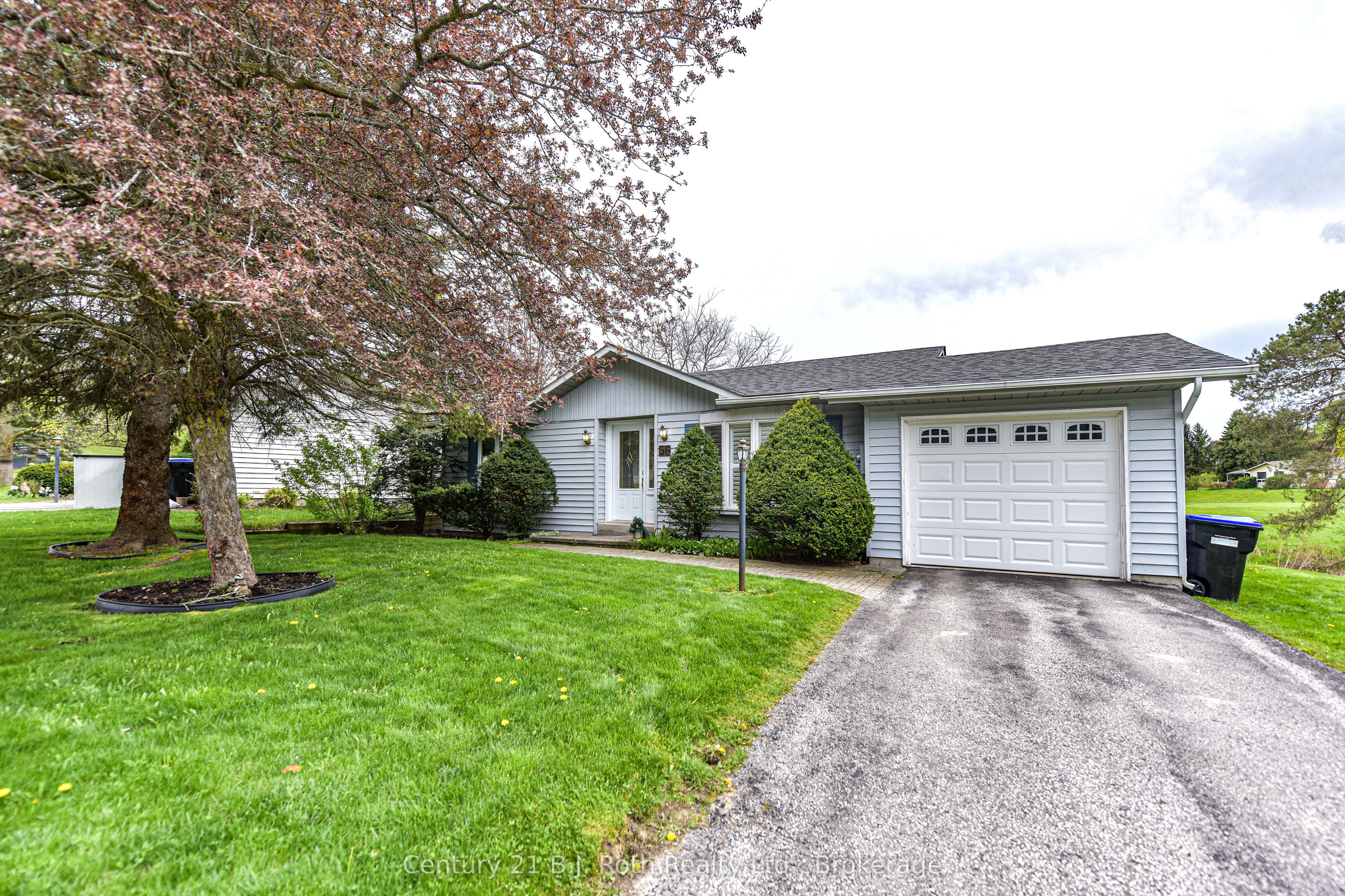 56 Tecumseth Pines Drive Property Photo 2
