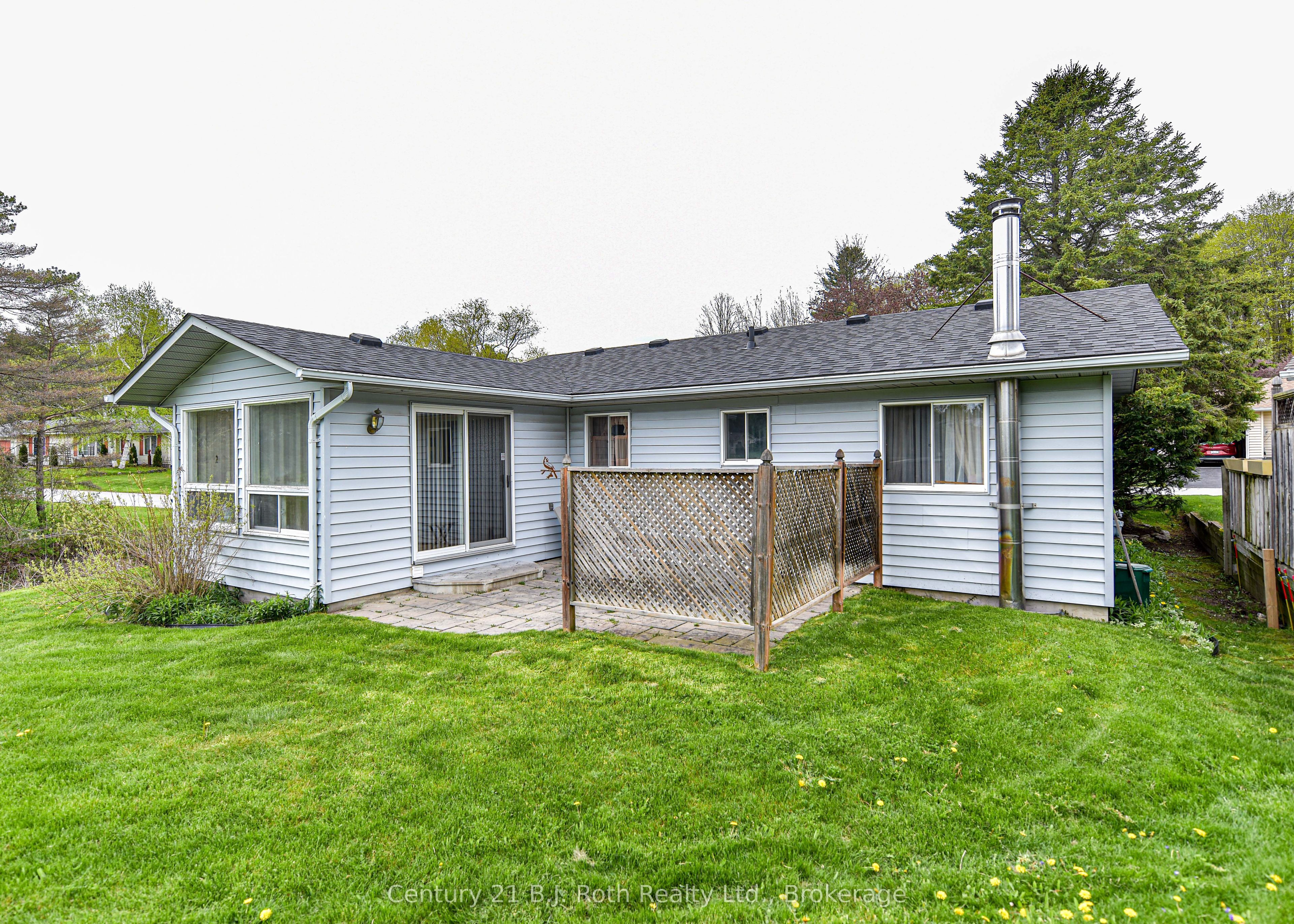 56 Tecumseth Pines Drive Property Photo 5