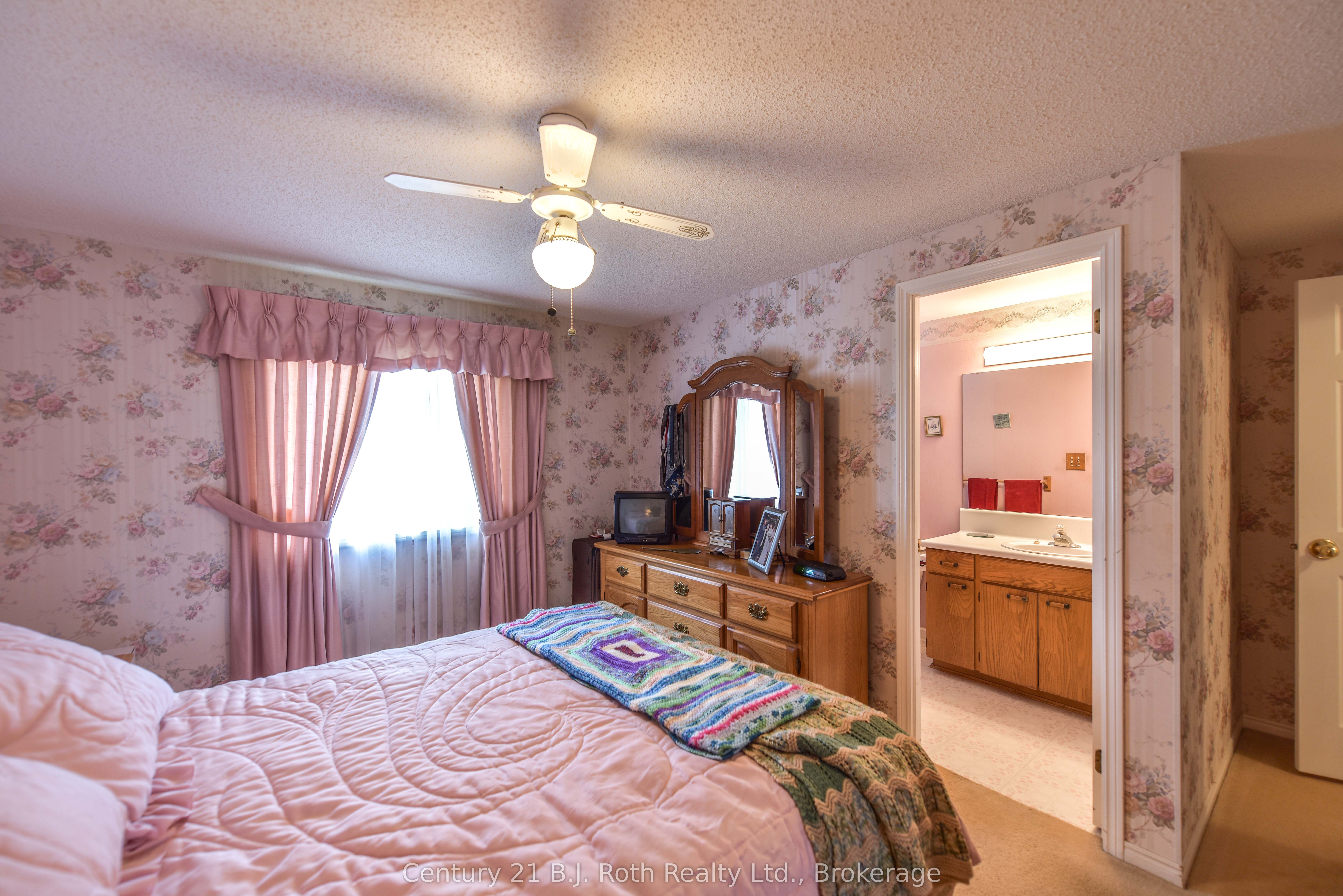 56 Tecumseth Pines Drive Property Photo 16