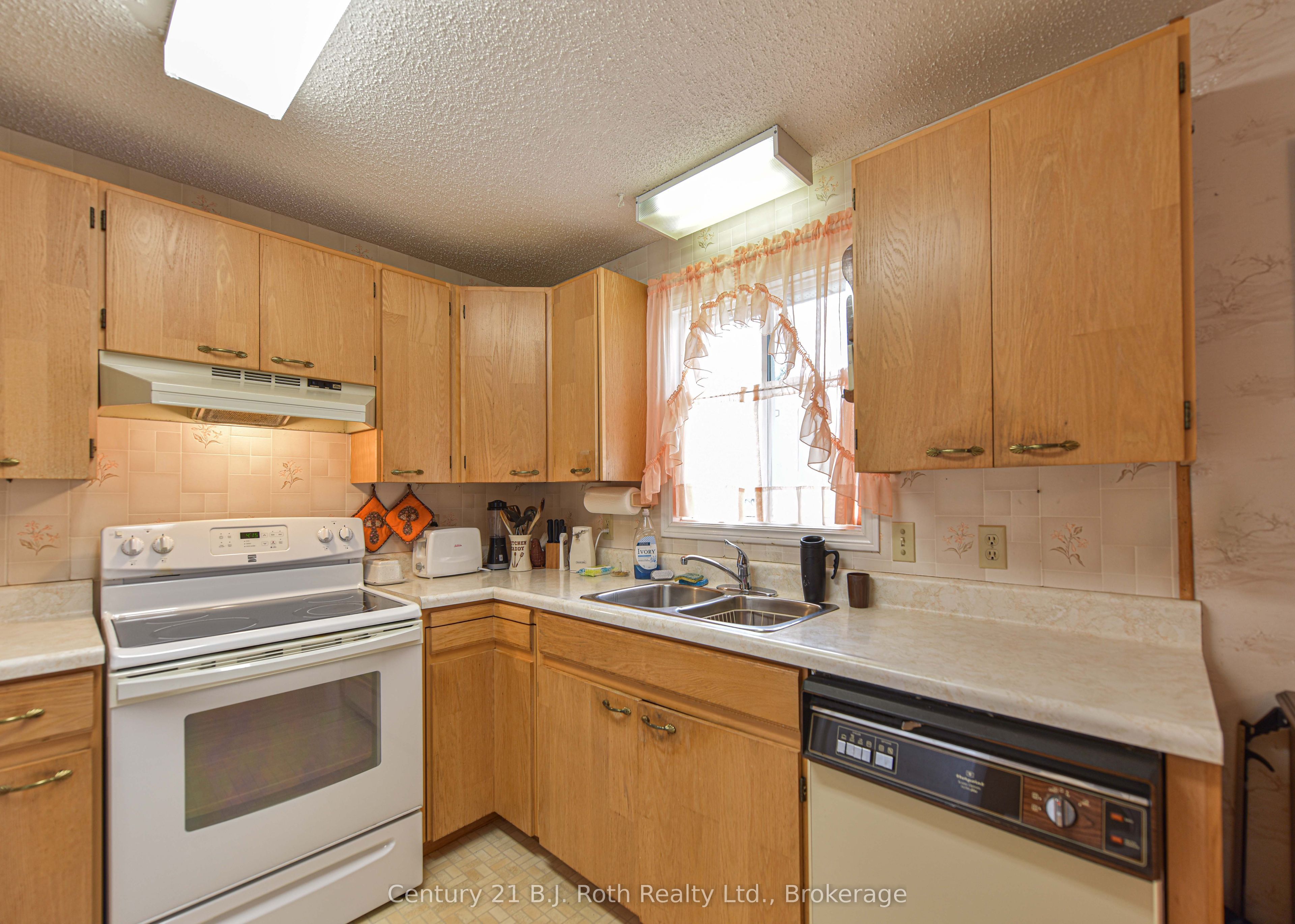 56 Tecumseth Pines Drive Property Photo 24