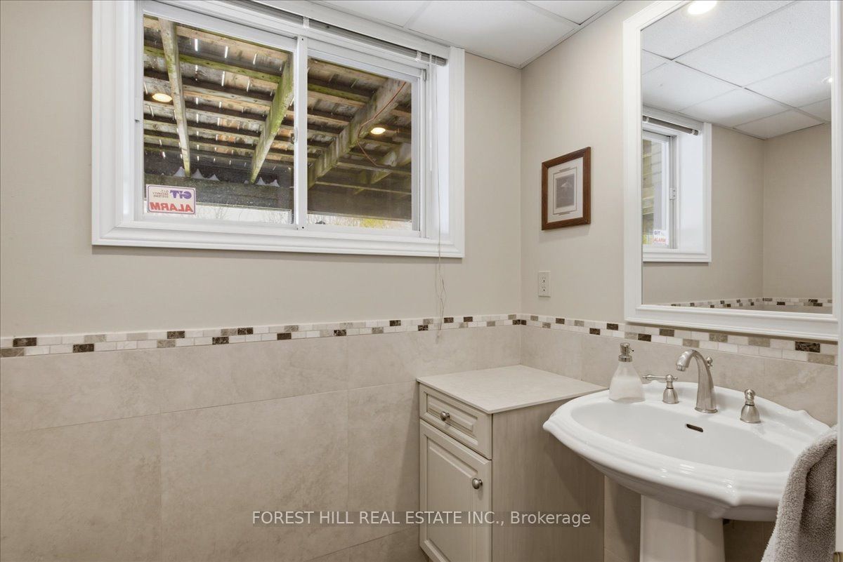 1836 Quantz Crescent Property Photo 27