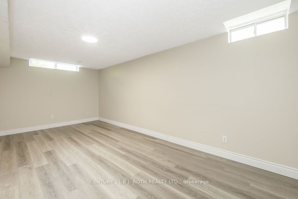4 Michael Street Property Photo 22