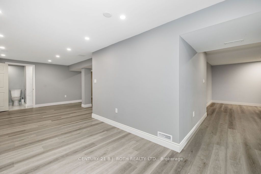 4 Michael Street Property Photo 27