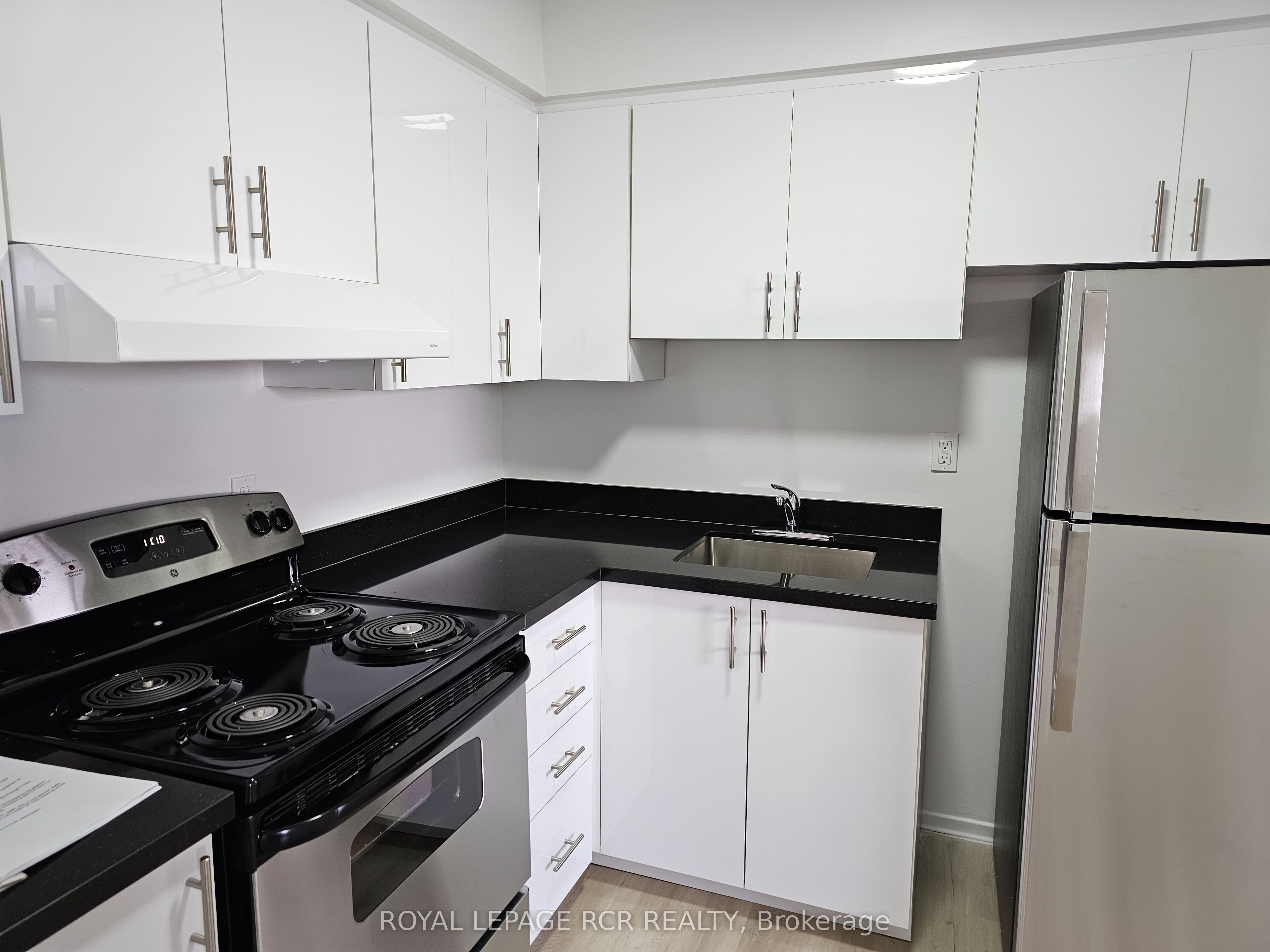 2 Orchard Heights Boulevard 222 Property Photo 1