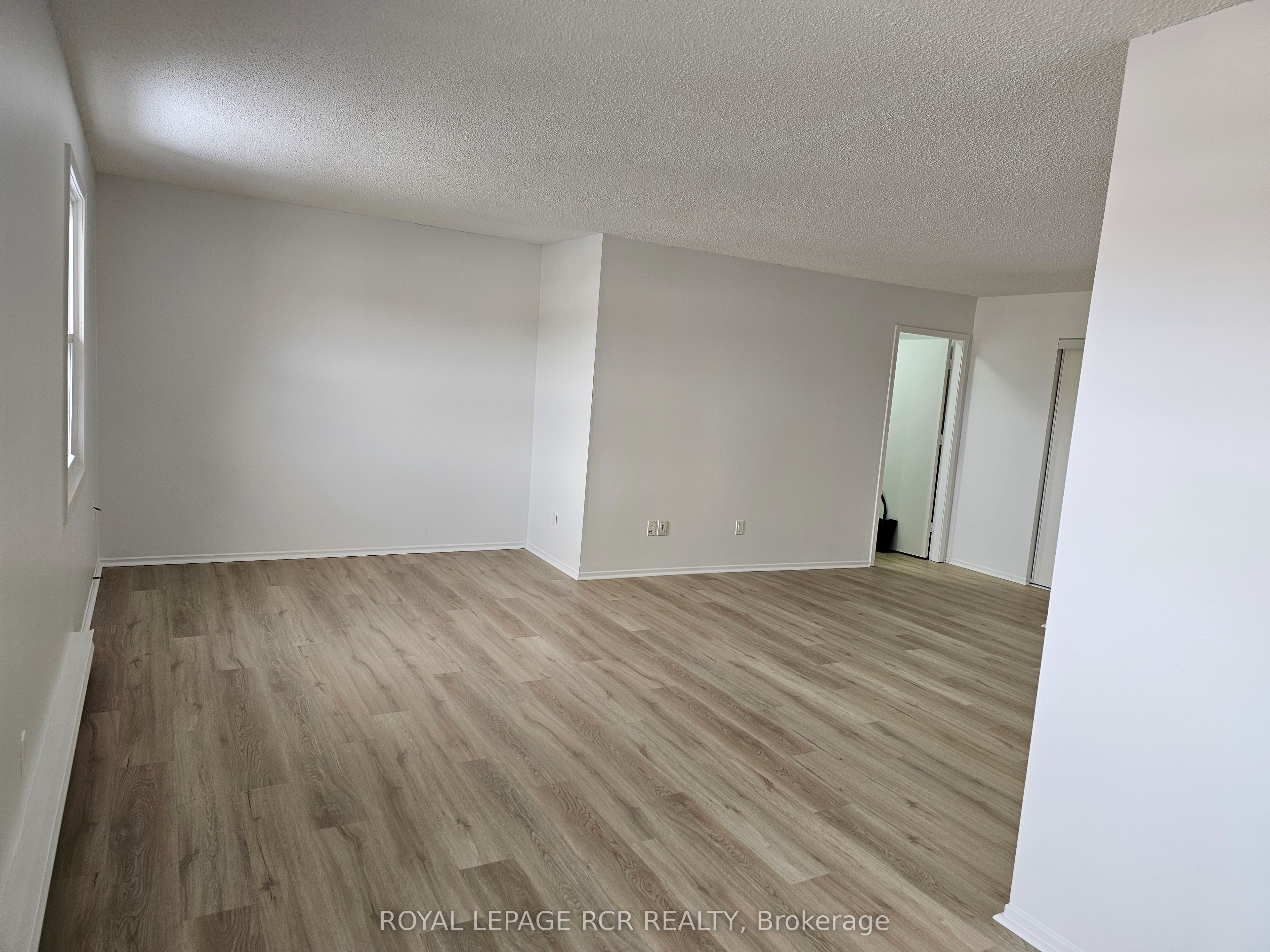 2 Orchard Heights Boulevard 222 Property Photo 2