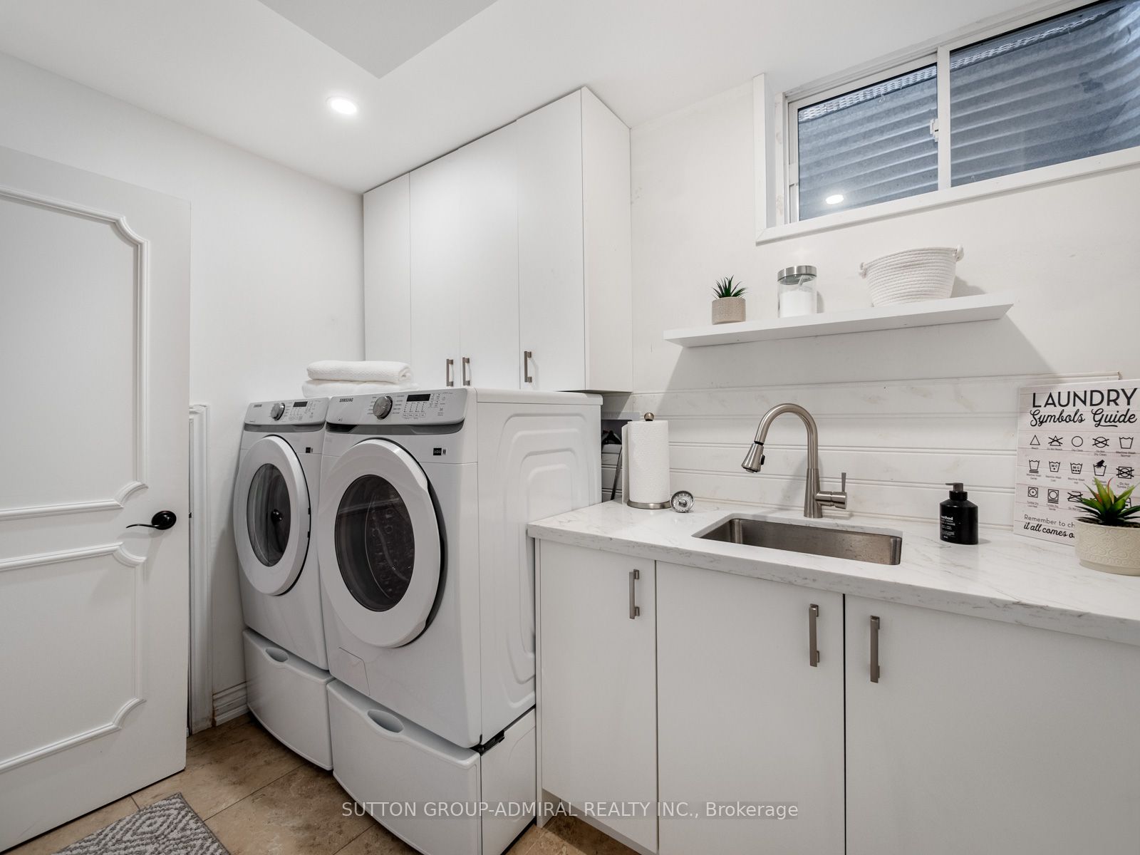 6 Colton Crescent S Property Photo 41