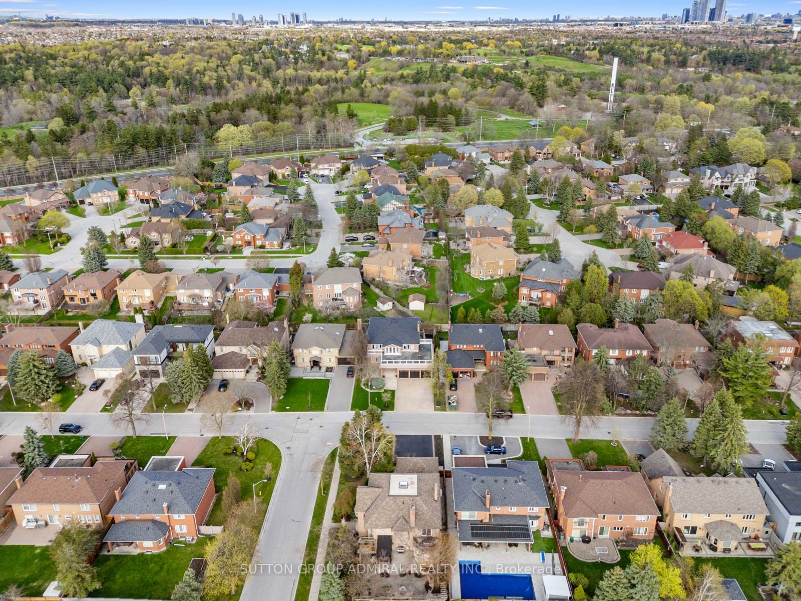 6 Colton Crescent S Property Photo 49
