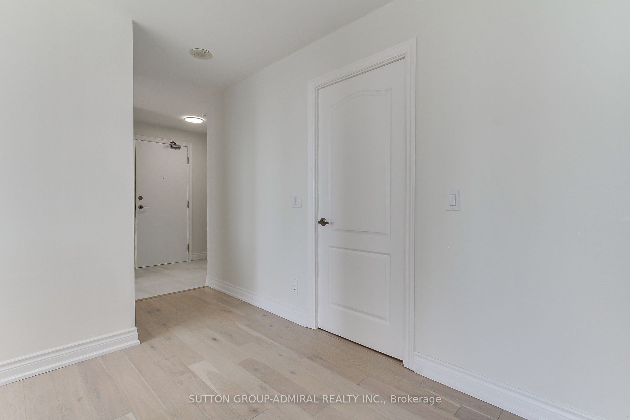 50 Disera Drive 905 Property Photo 6