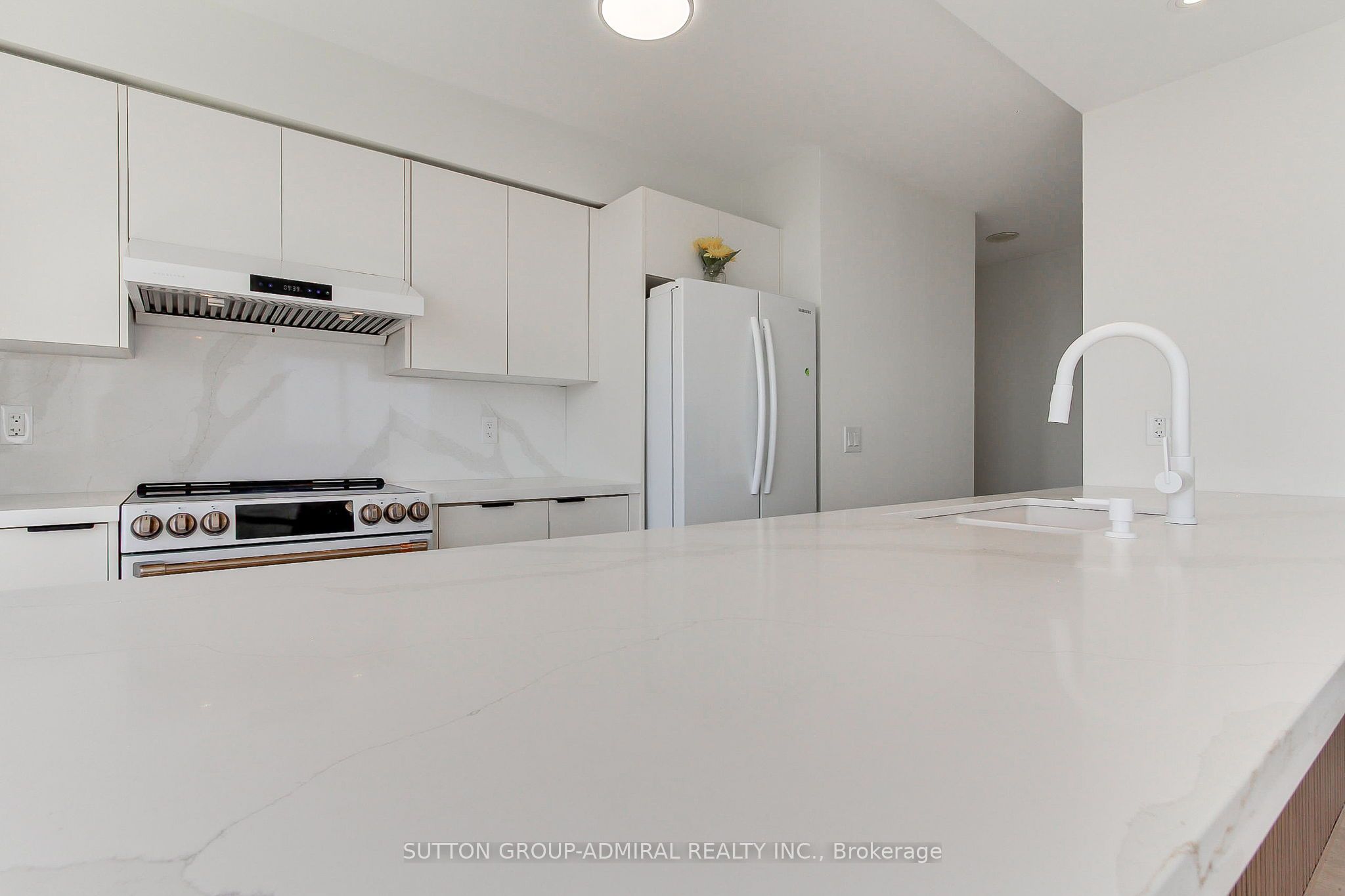 50 Disera Drive 905 Property Photo 9