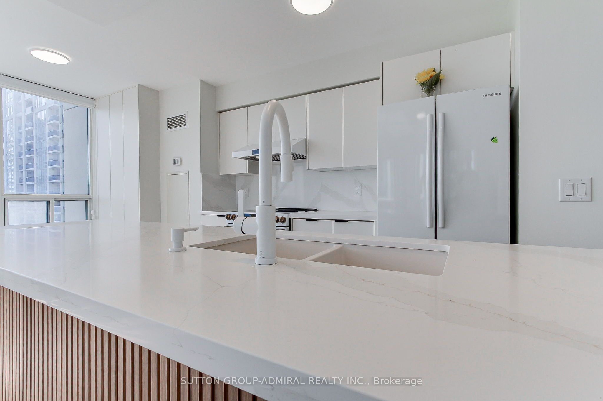 50 Disera Drive 905 Property Photo 10