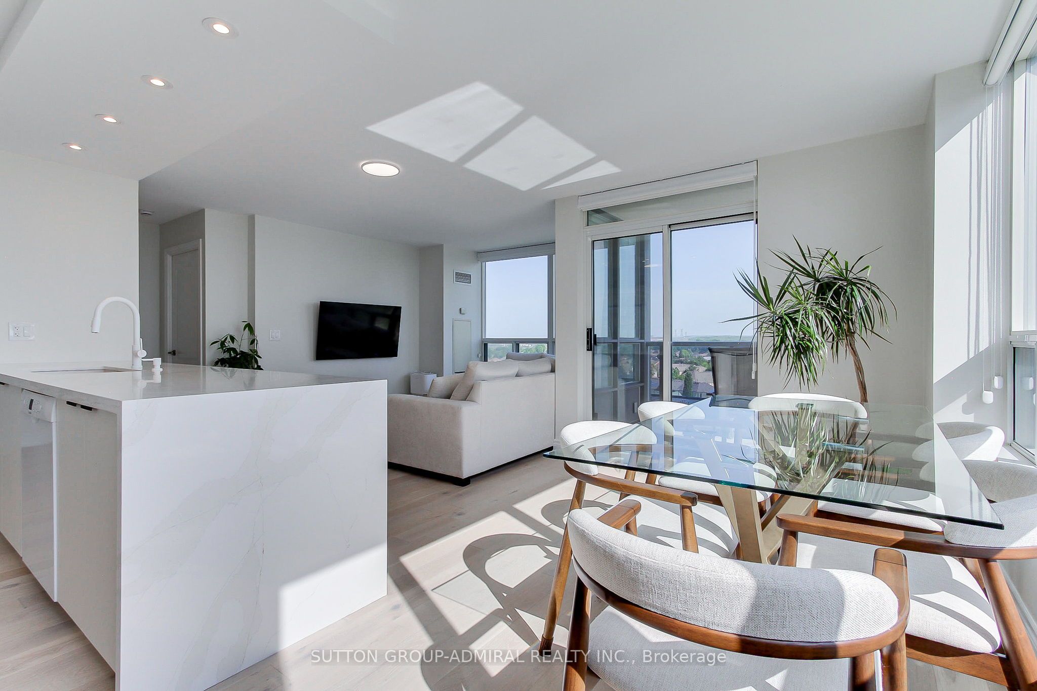 50 Disera Drive 905 Property Photo 19