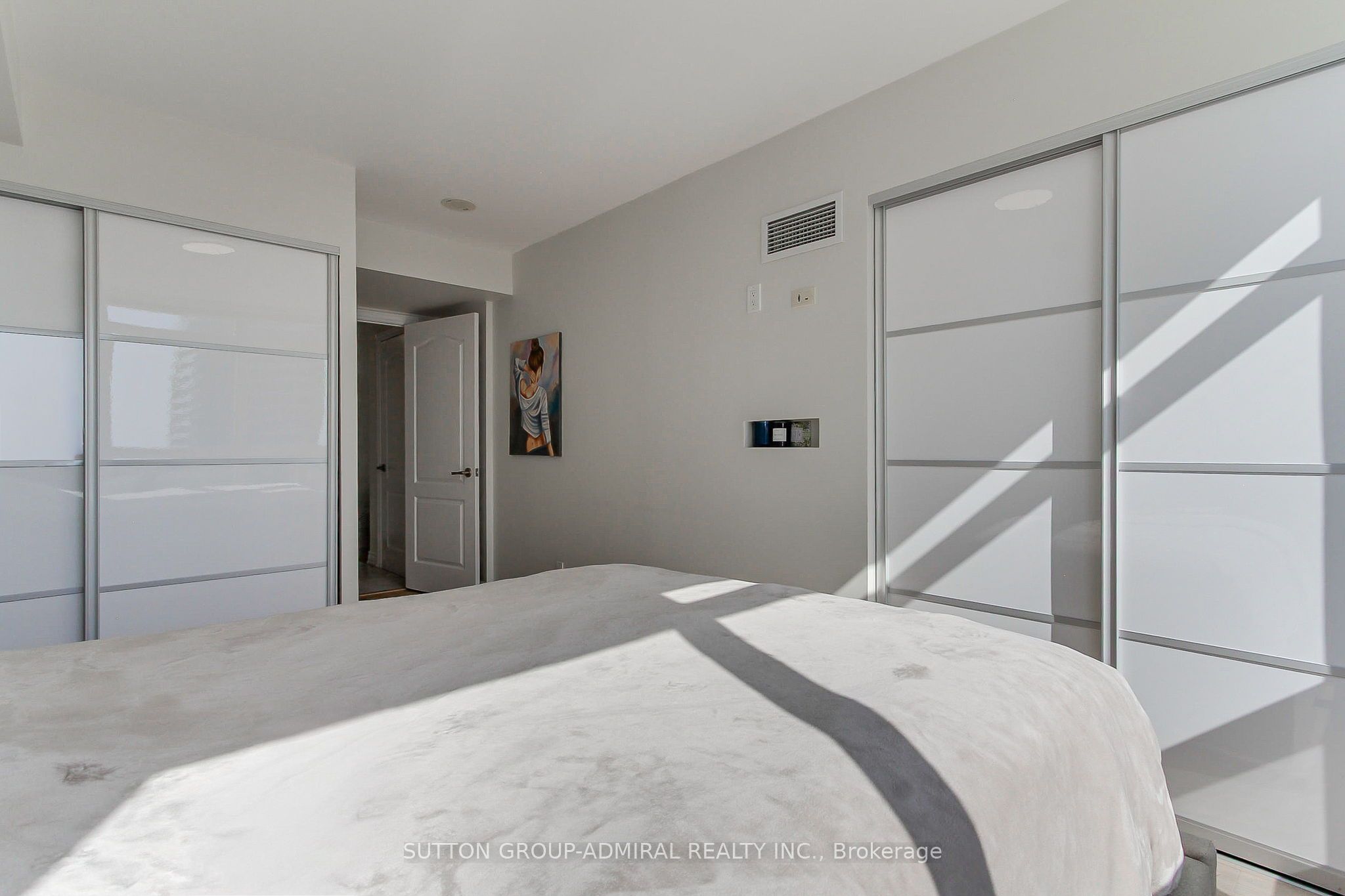 50 Disera Drive 905 Property Photo 26