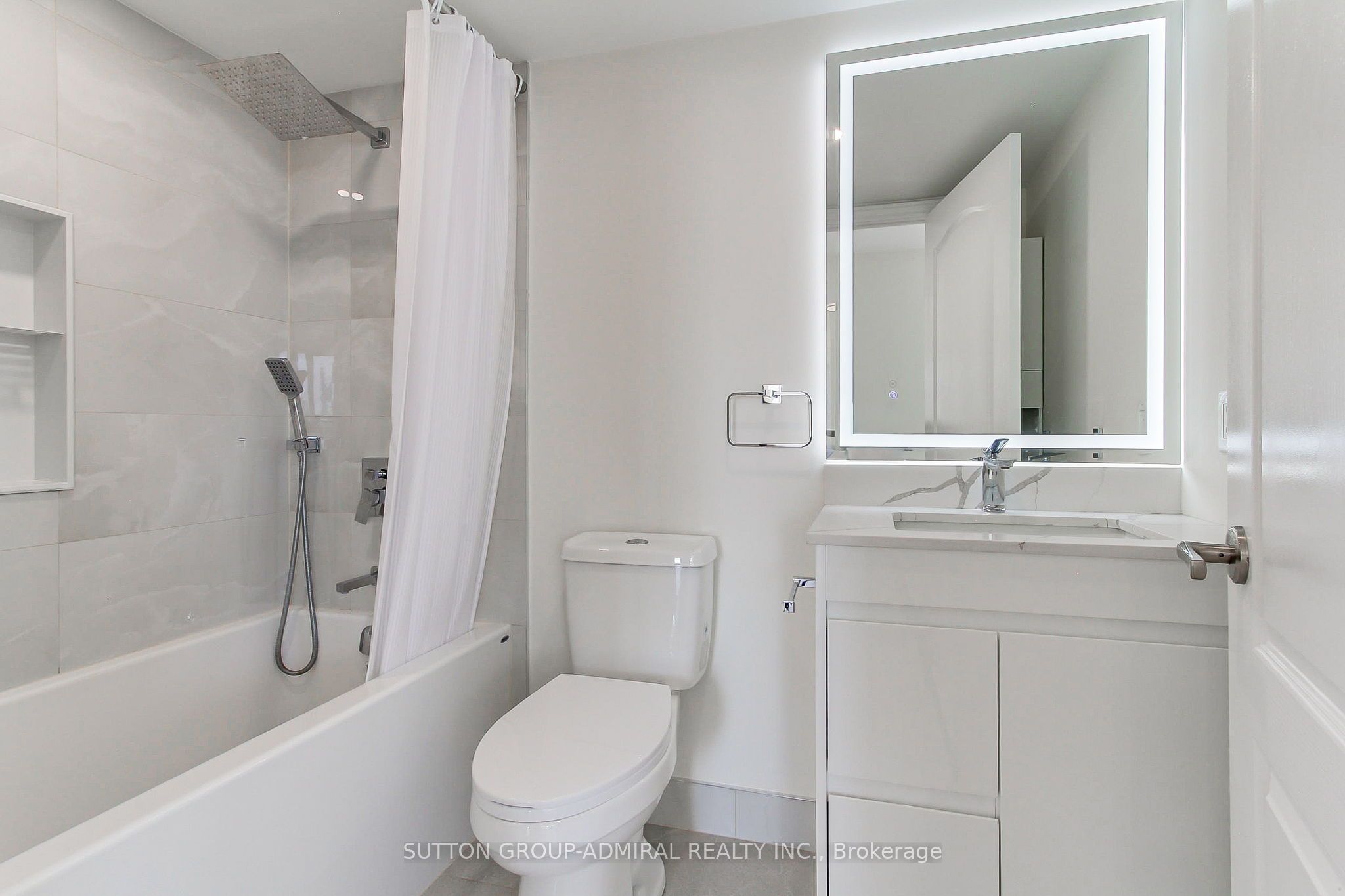 50 Disera Drive 905 Property Photo 32