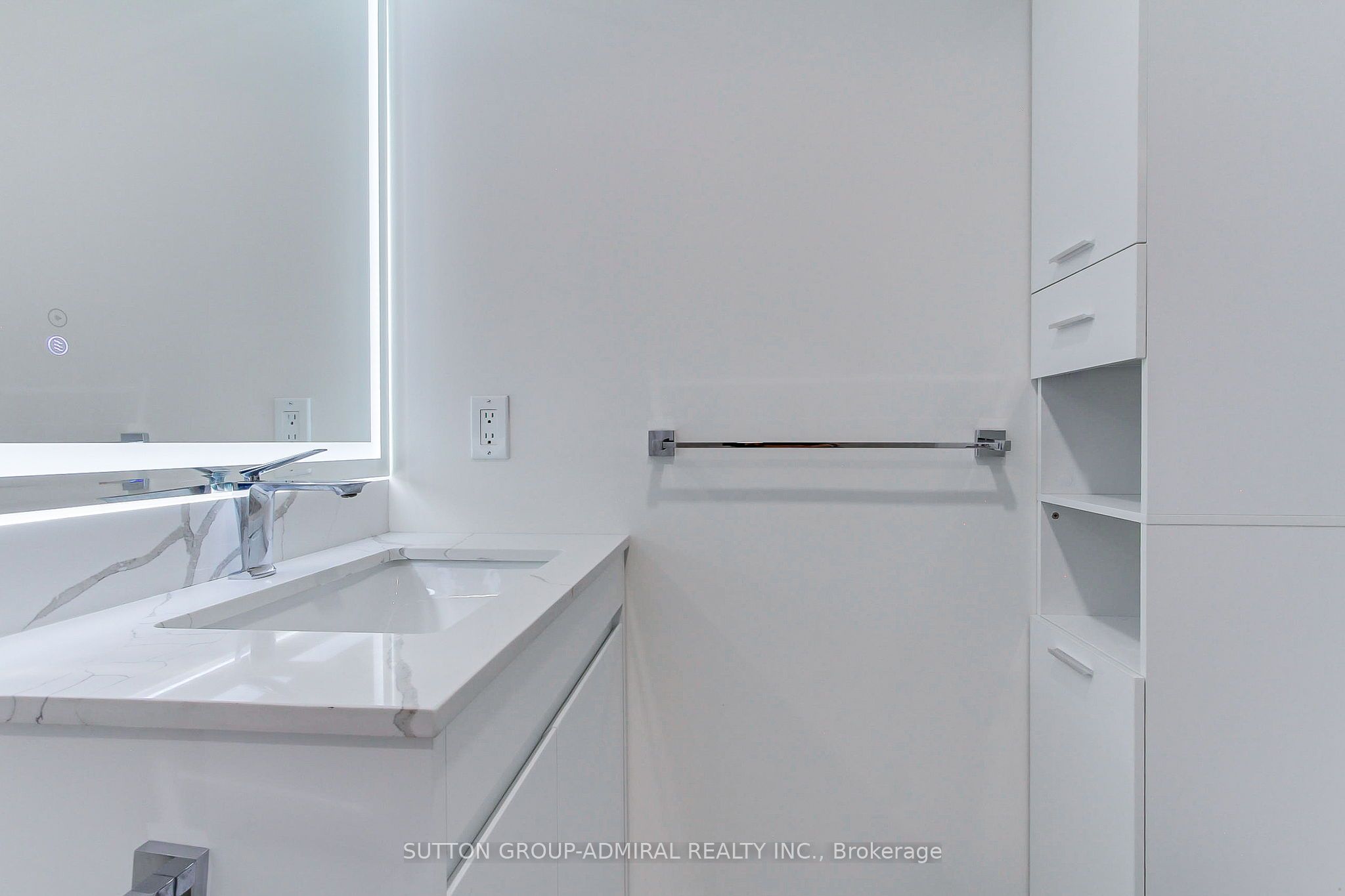 50 Disera Drive 905 Property Photo 34