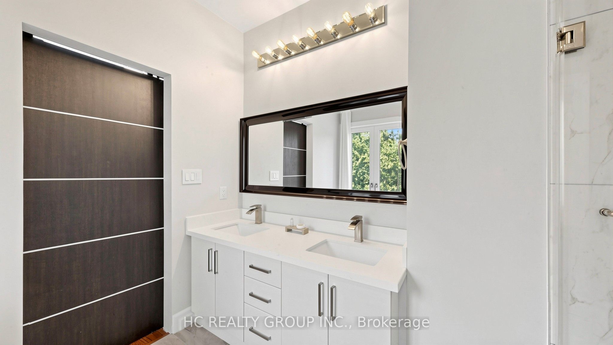 61 Sherrick Drive Property Photo 16