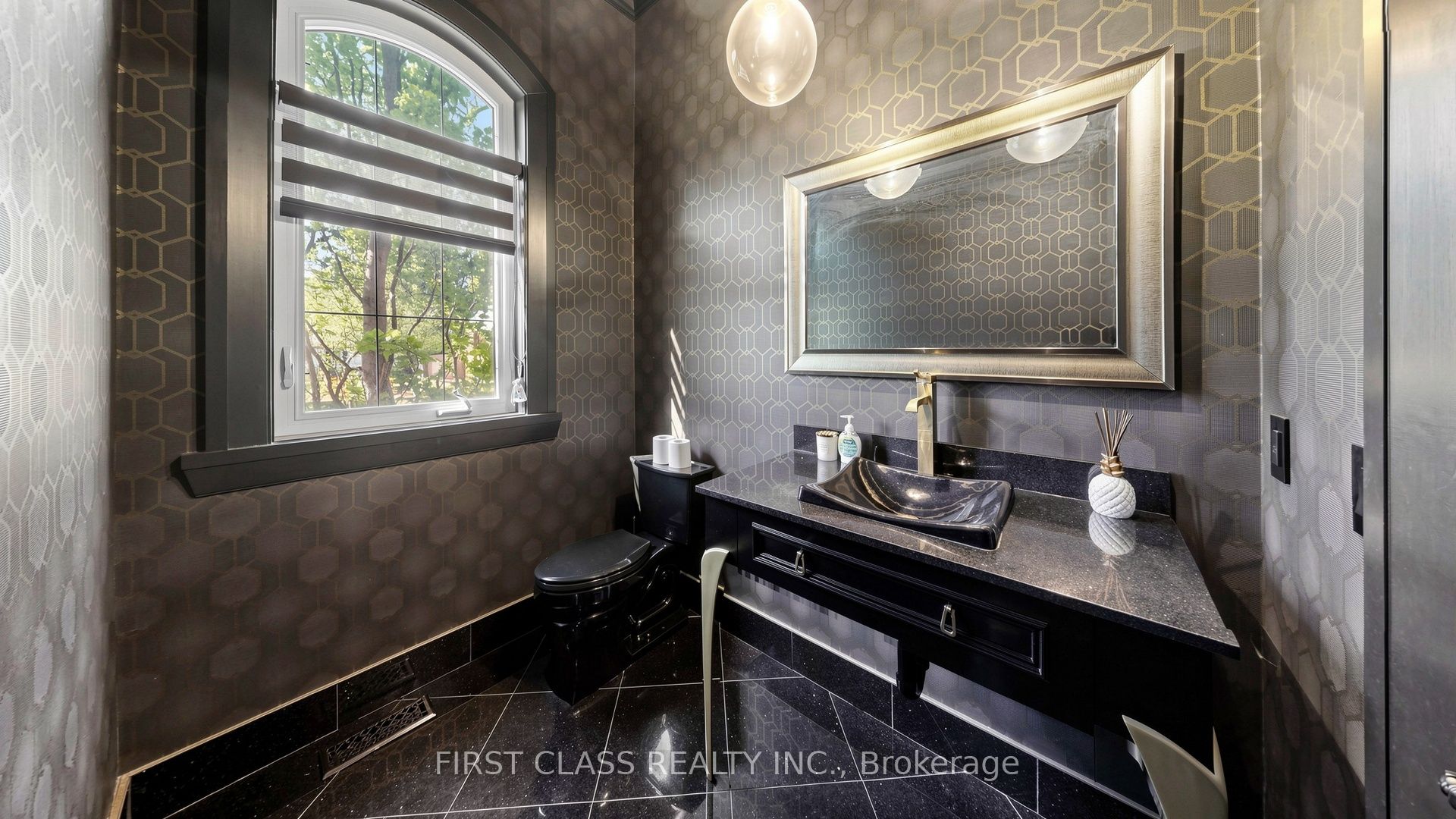 38 Maple Grove Avenue Property Photo 5