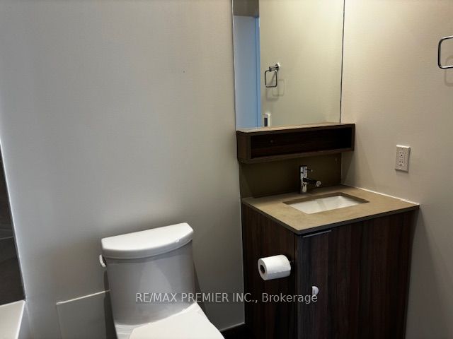 7 Buttermill Avenue Th 20 Property Photo 8