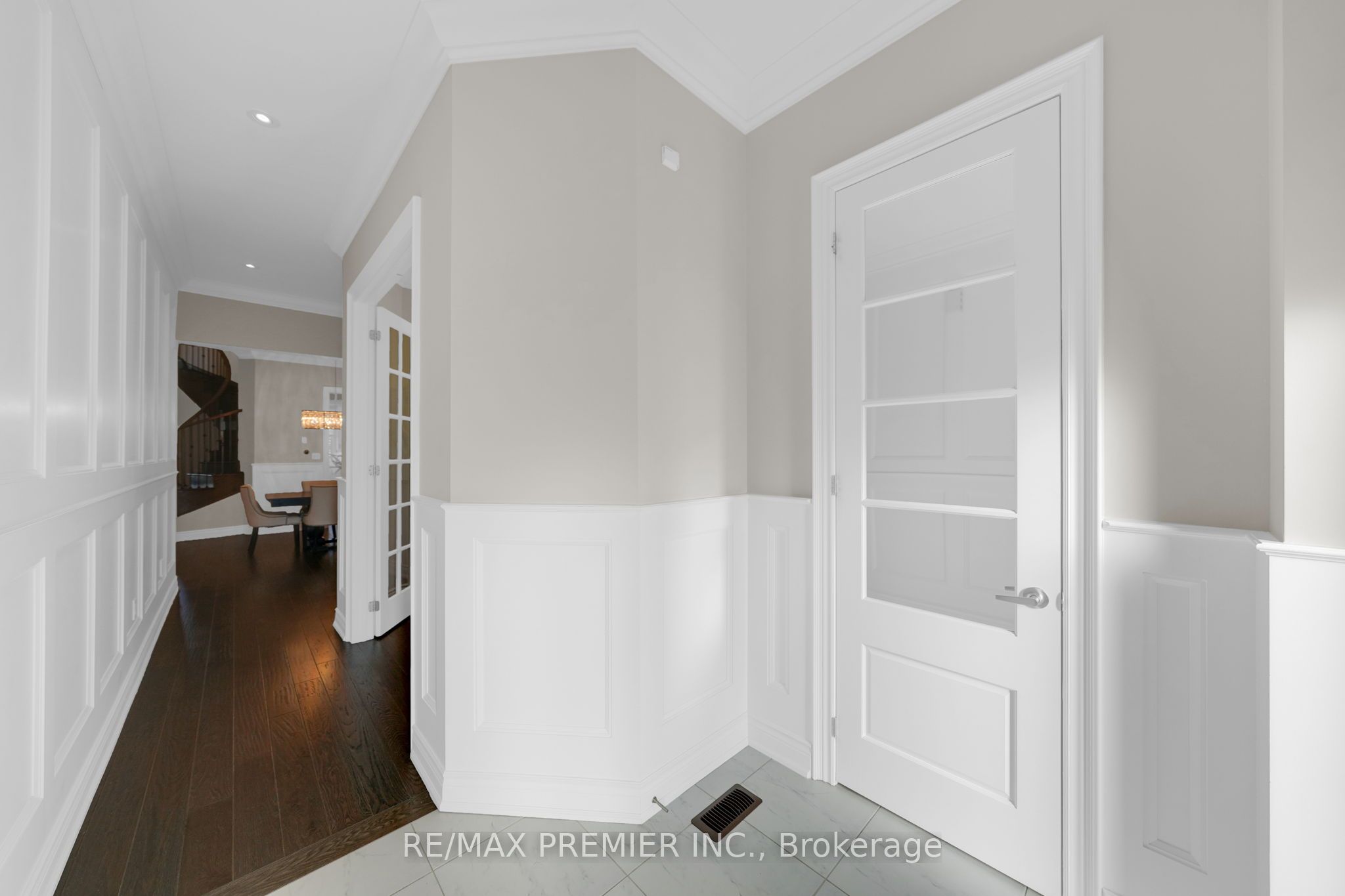 67 Garyscholl Road Property Photo 4