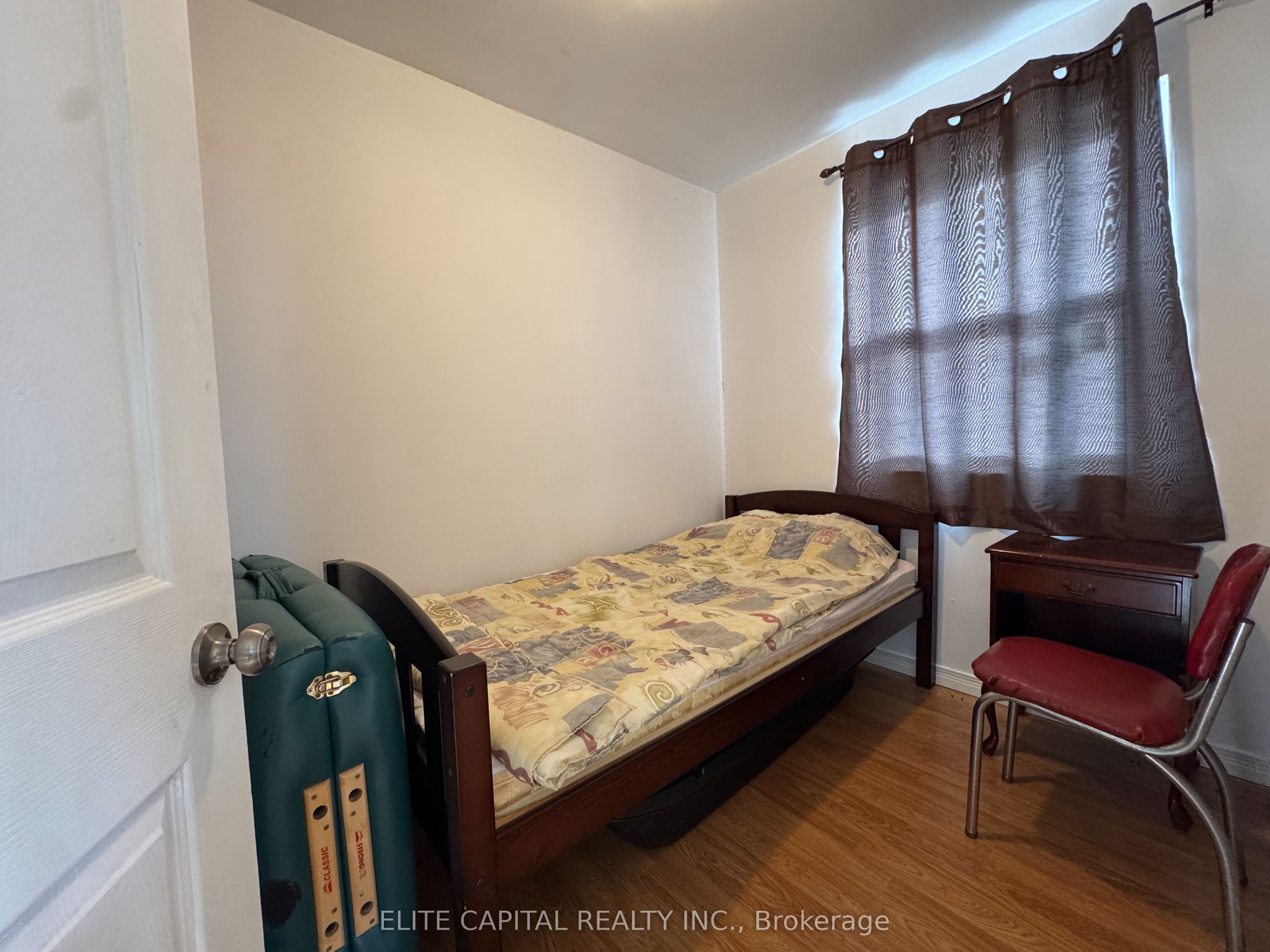 9 Lambrook Drive Property Photo 6