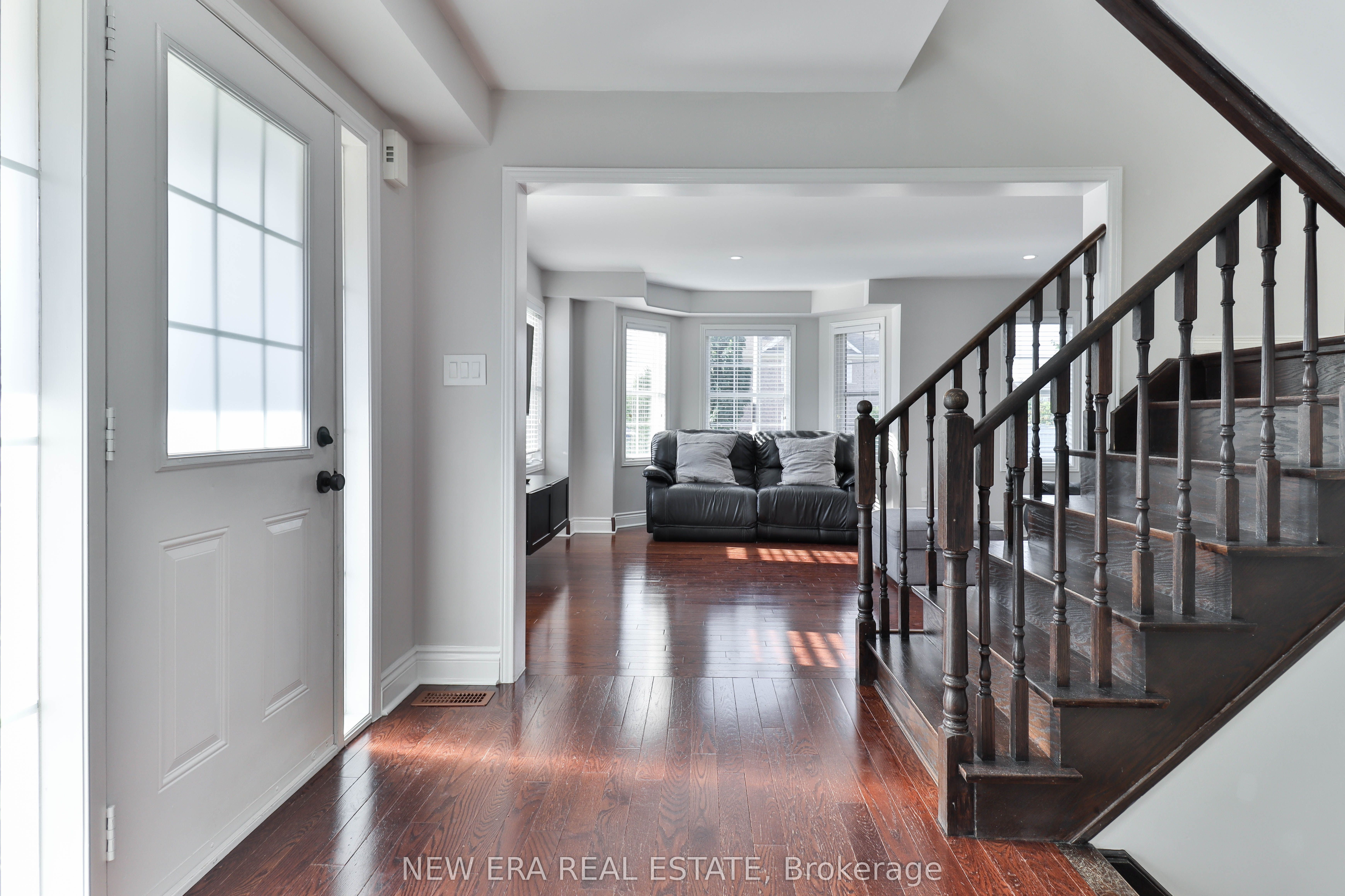 331 Davos Road Property Photo 7