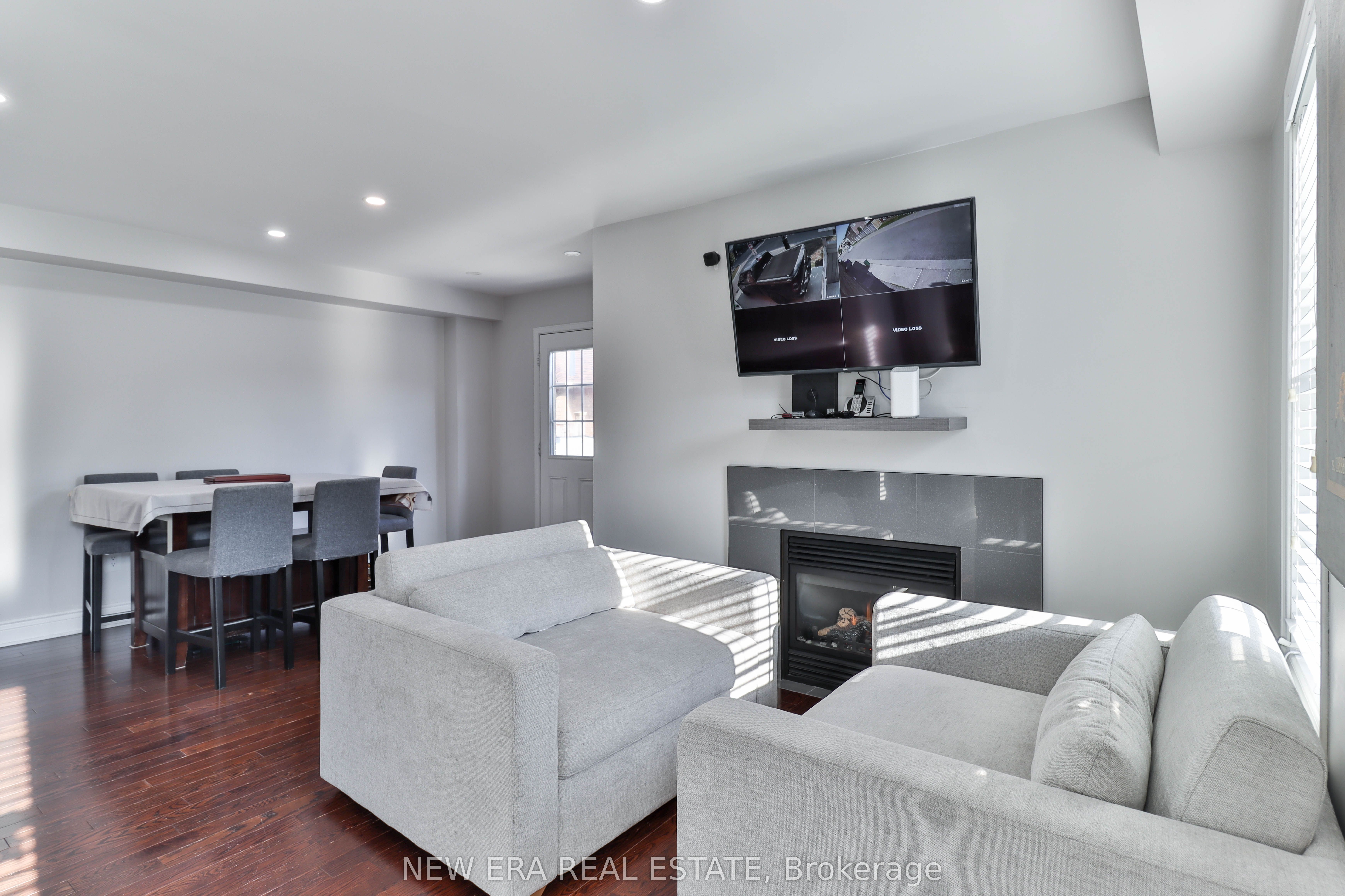 331 Davos Road Property Photo 12