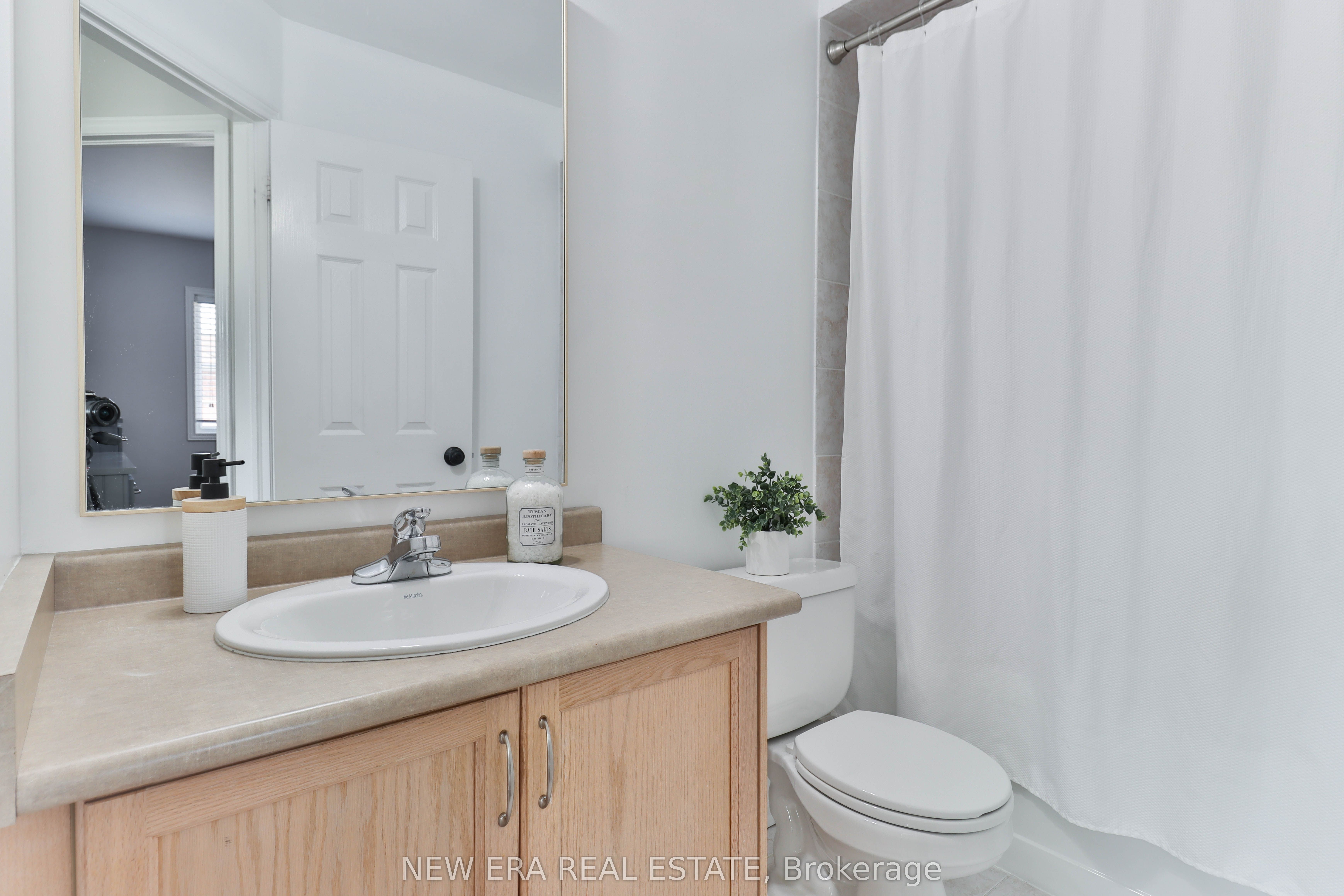 331 Davos Road Property Photo 19