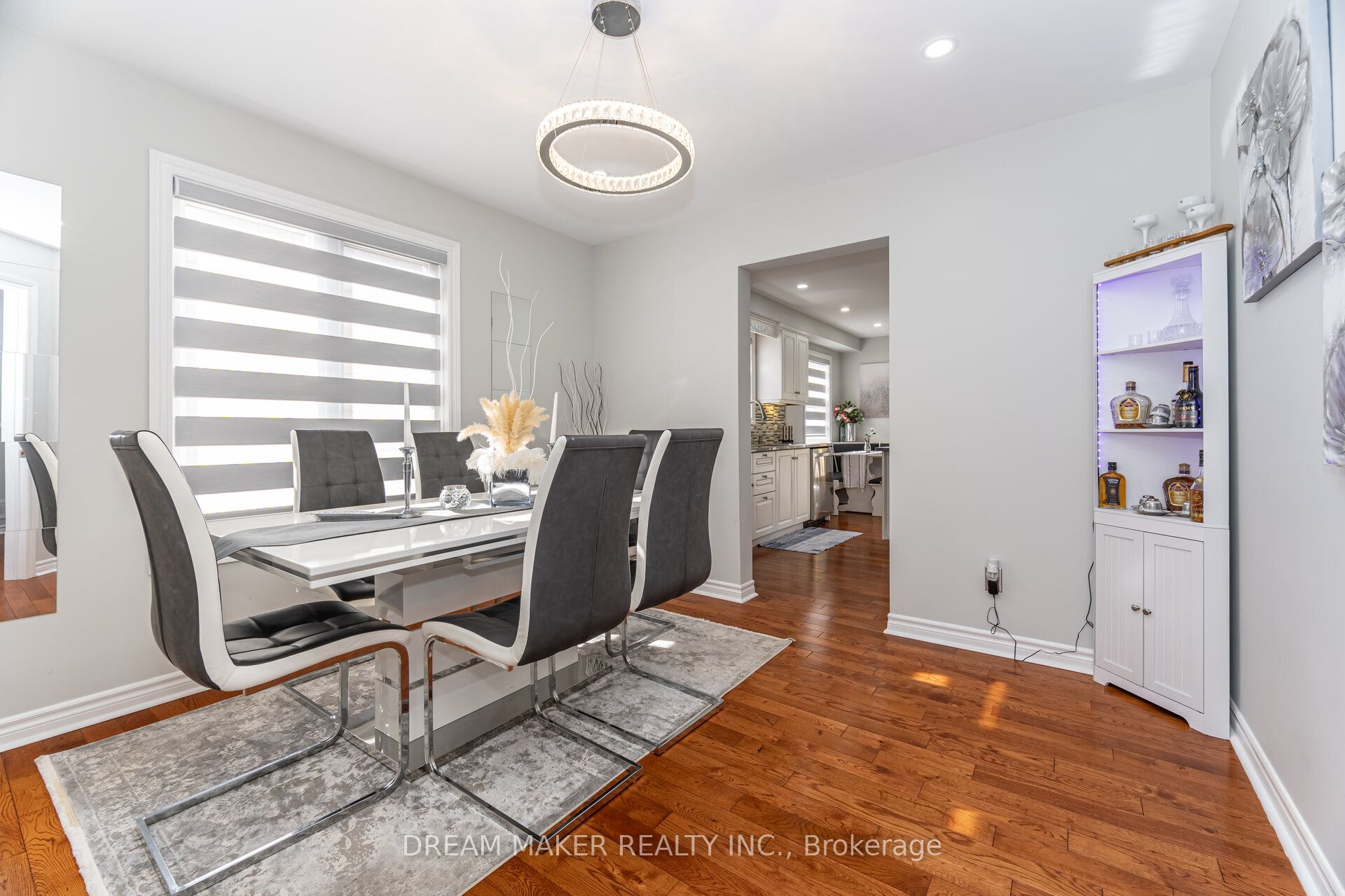 756 Third Avenue Property Photo 19