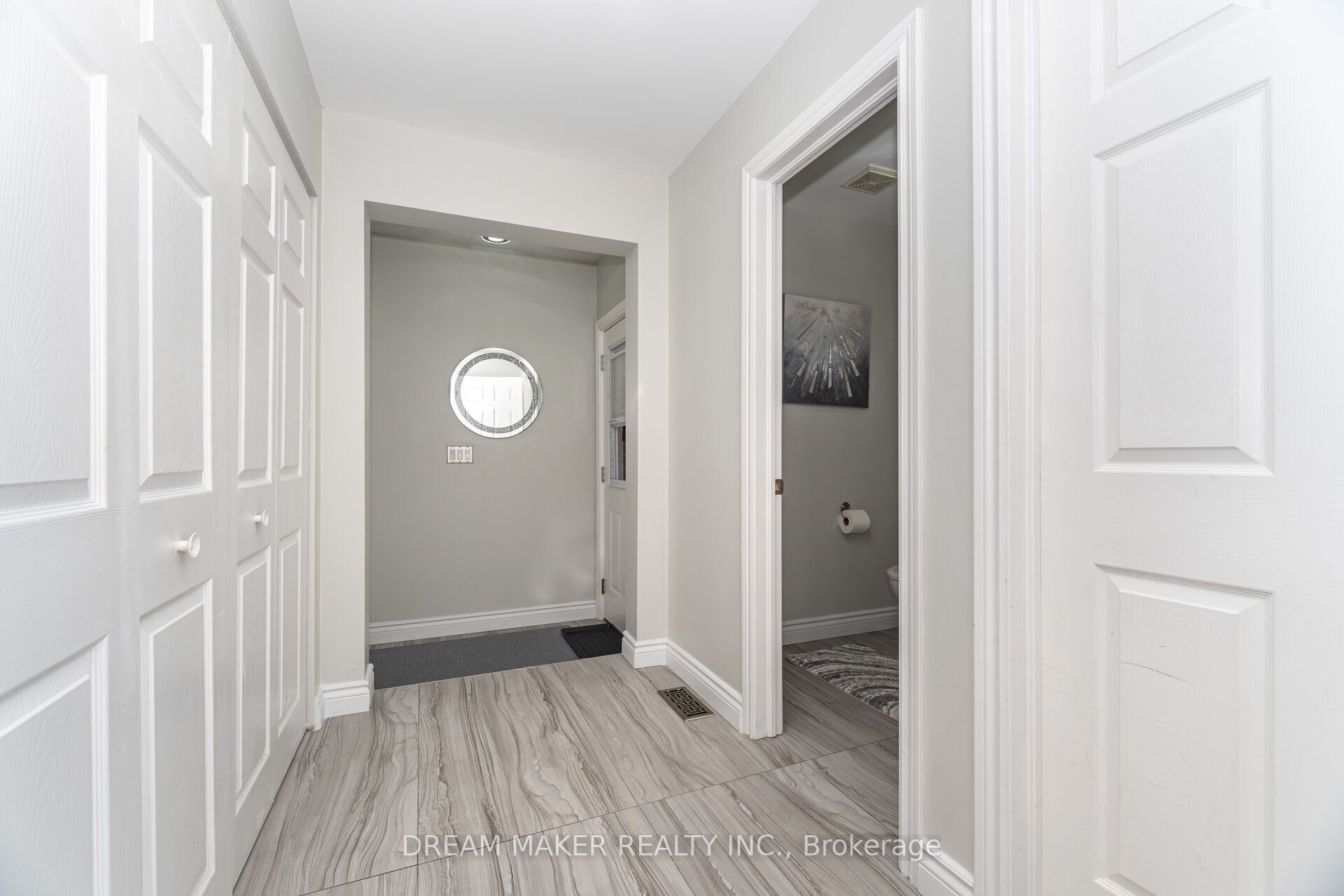 756 Third Avenue Property Photo 22