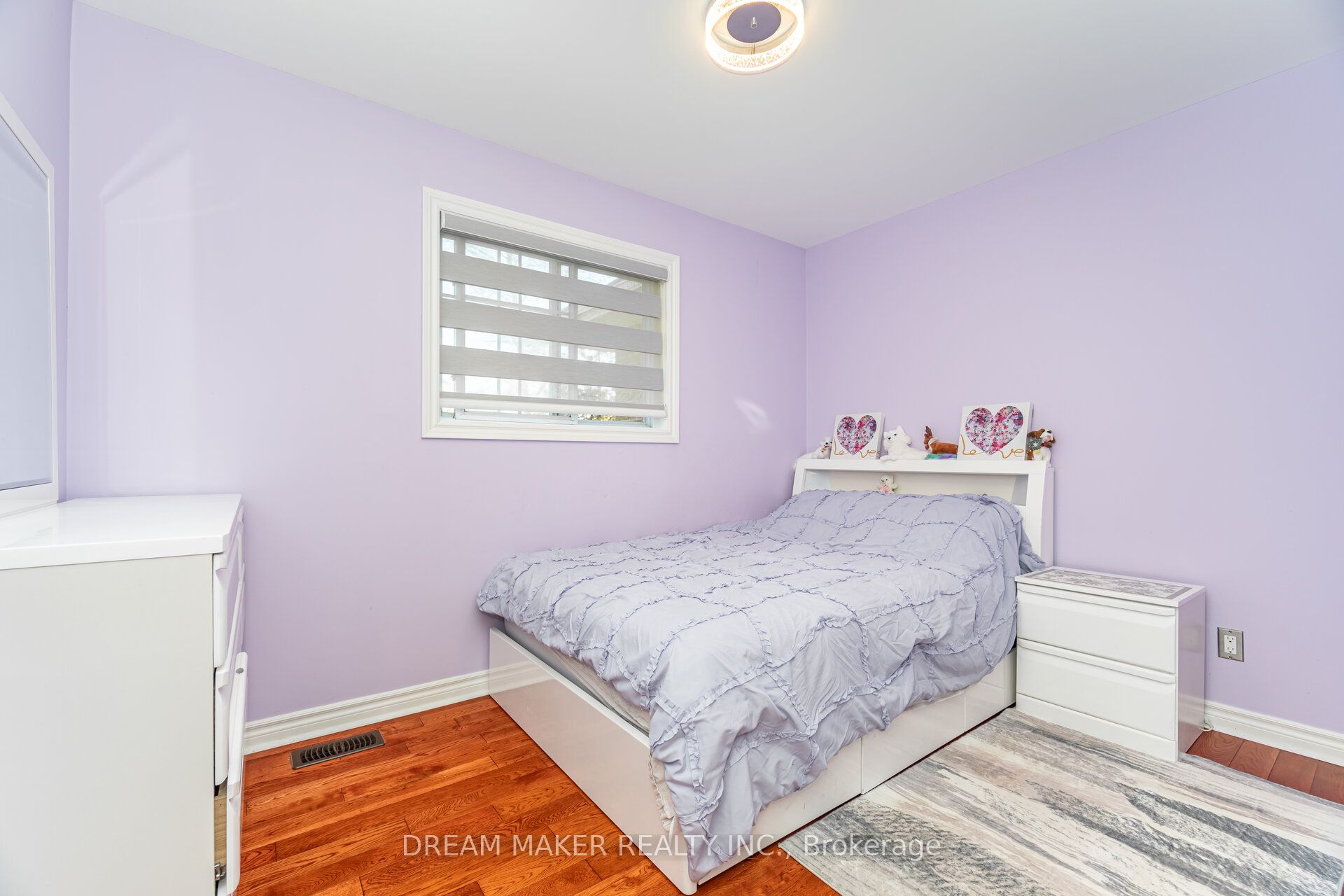 756 Third Avenue Property Photo 33