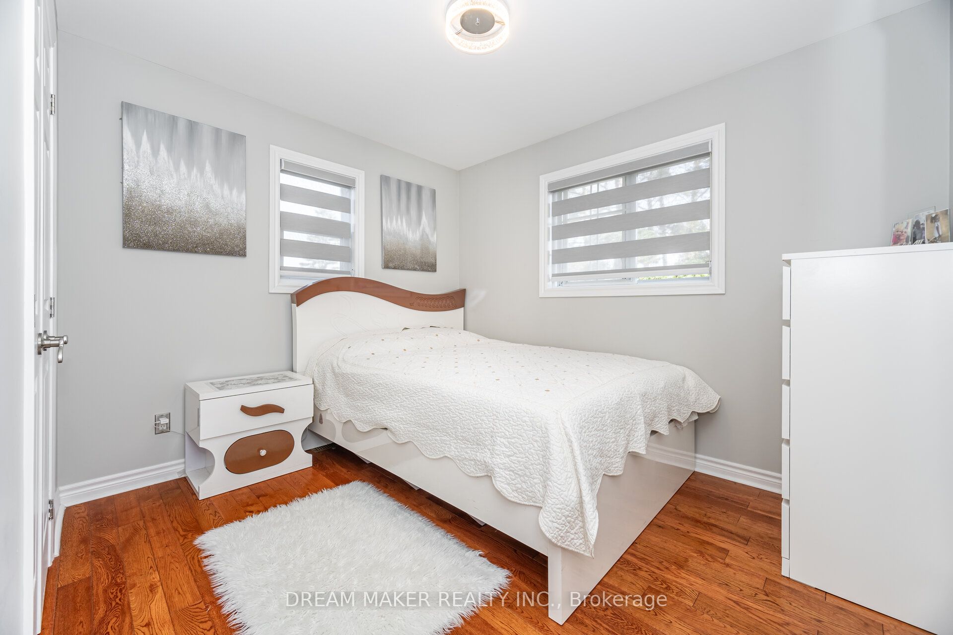 756 Third Avenue Property Photo 35