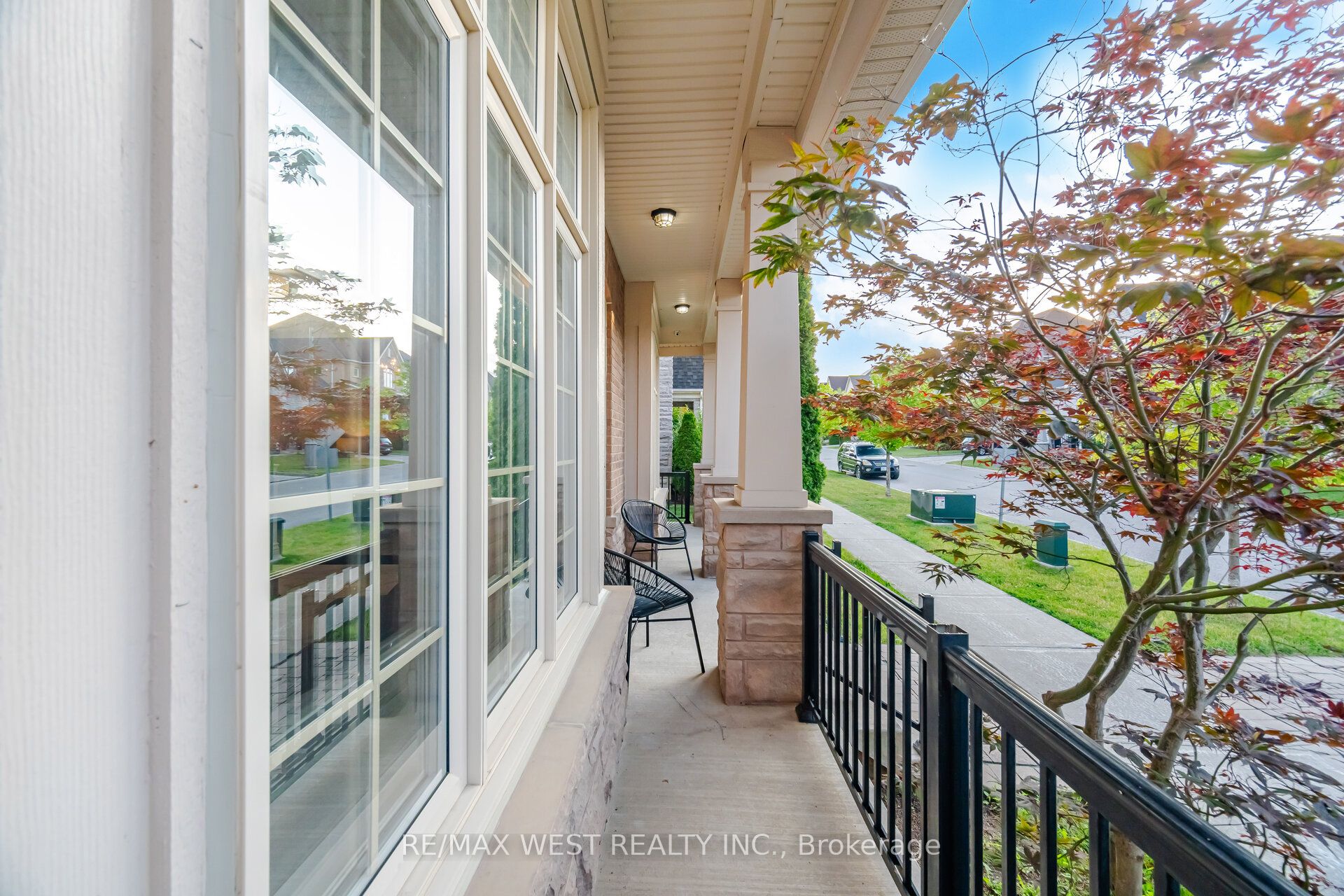 92 Glengordon Crescent Property Photo 7