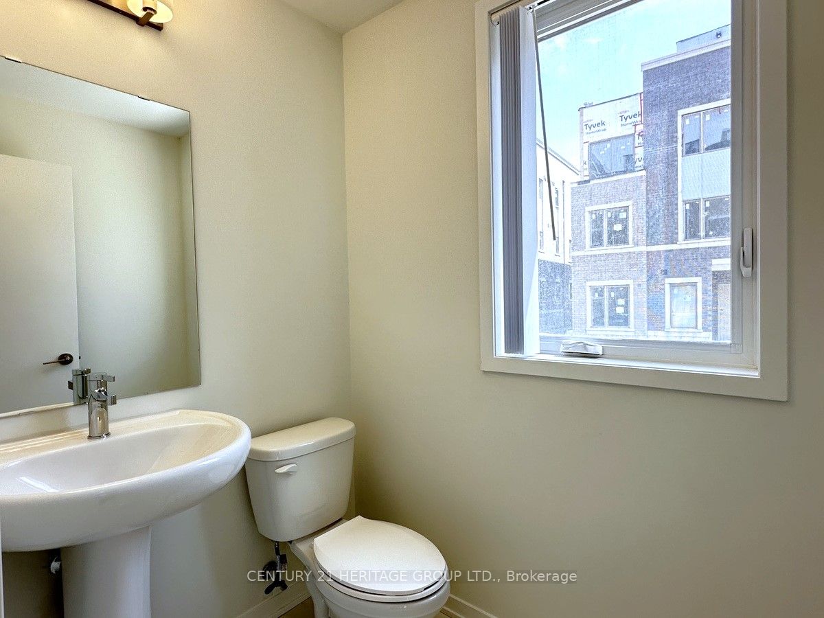 121 Honeycrisp Crescent Th243 Property Photo 12