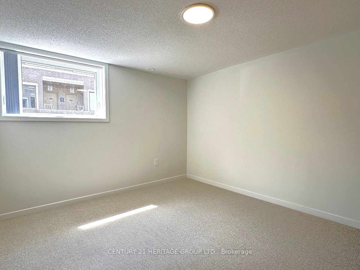 121 Honeycrisp Crescent Th243 Property Photo 16