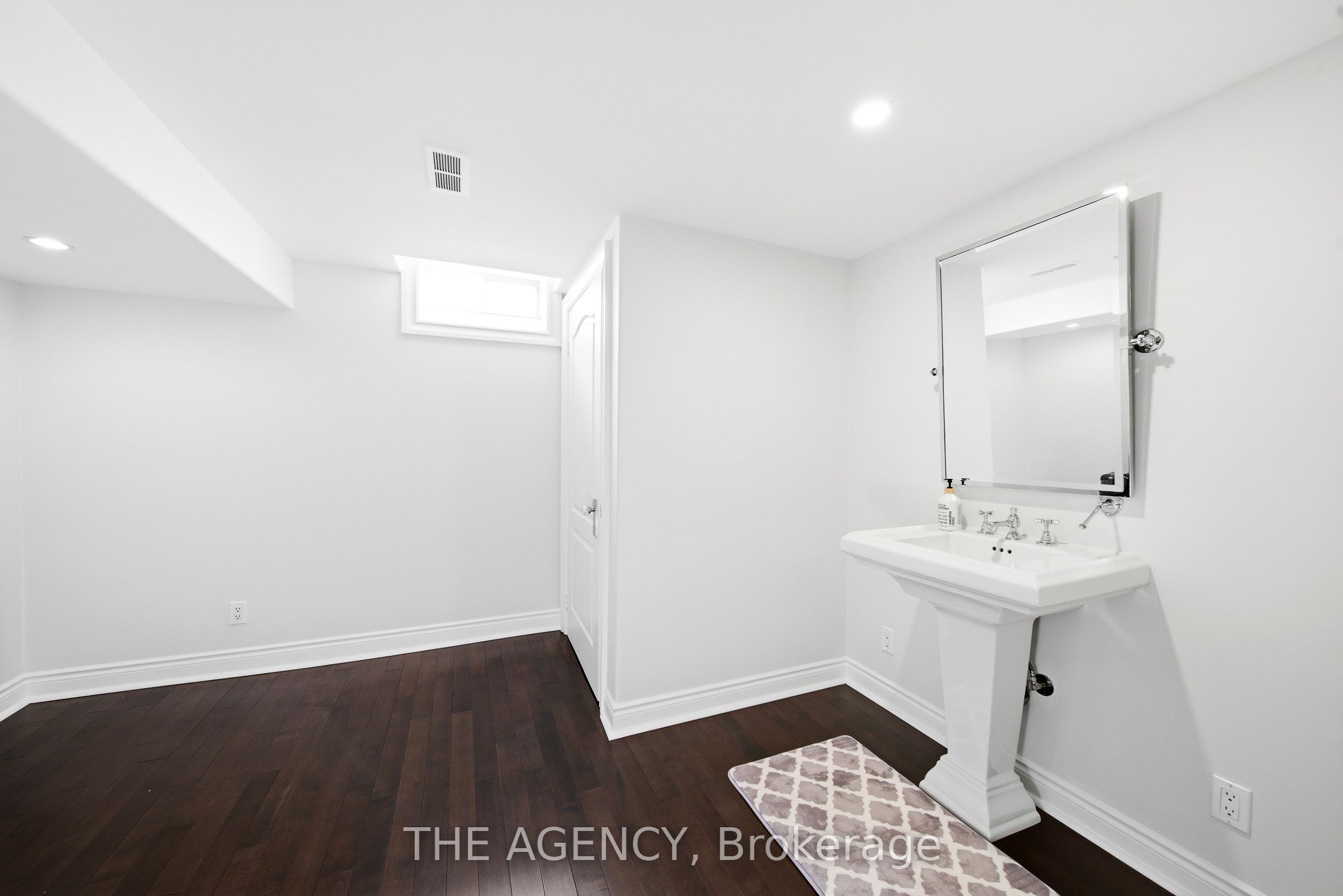 147 Mactaggart Drive Property Photo 45