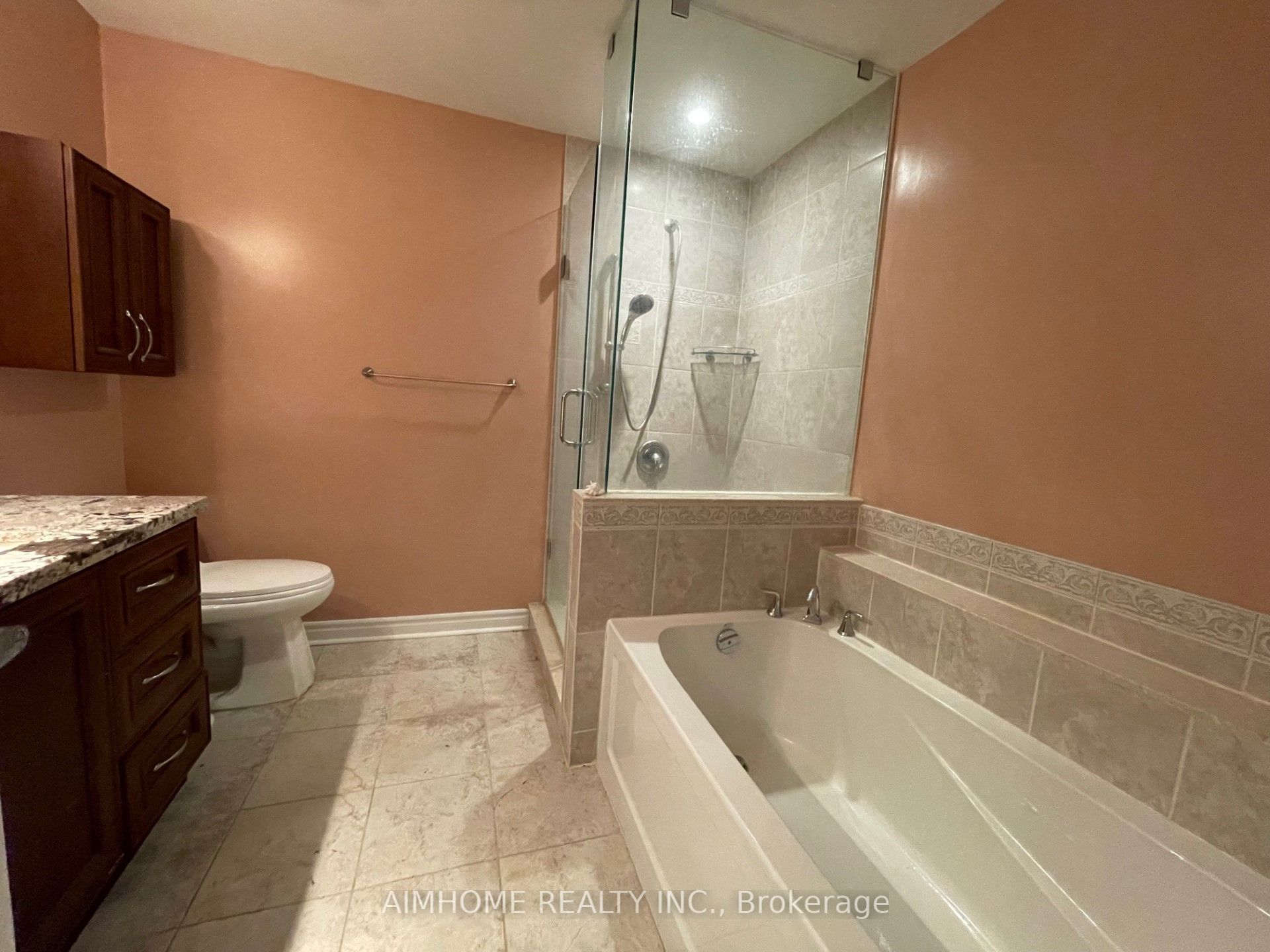 75 Leitchcroft Crescent Property Photo 12