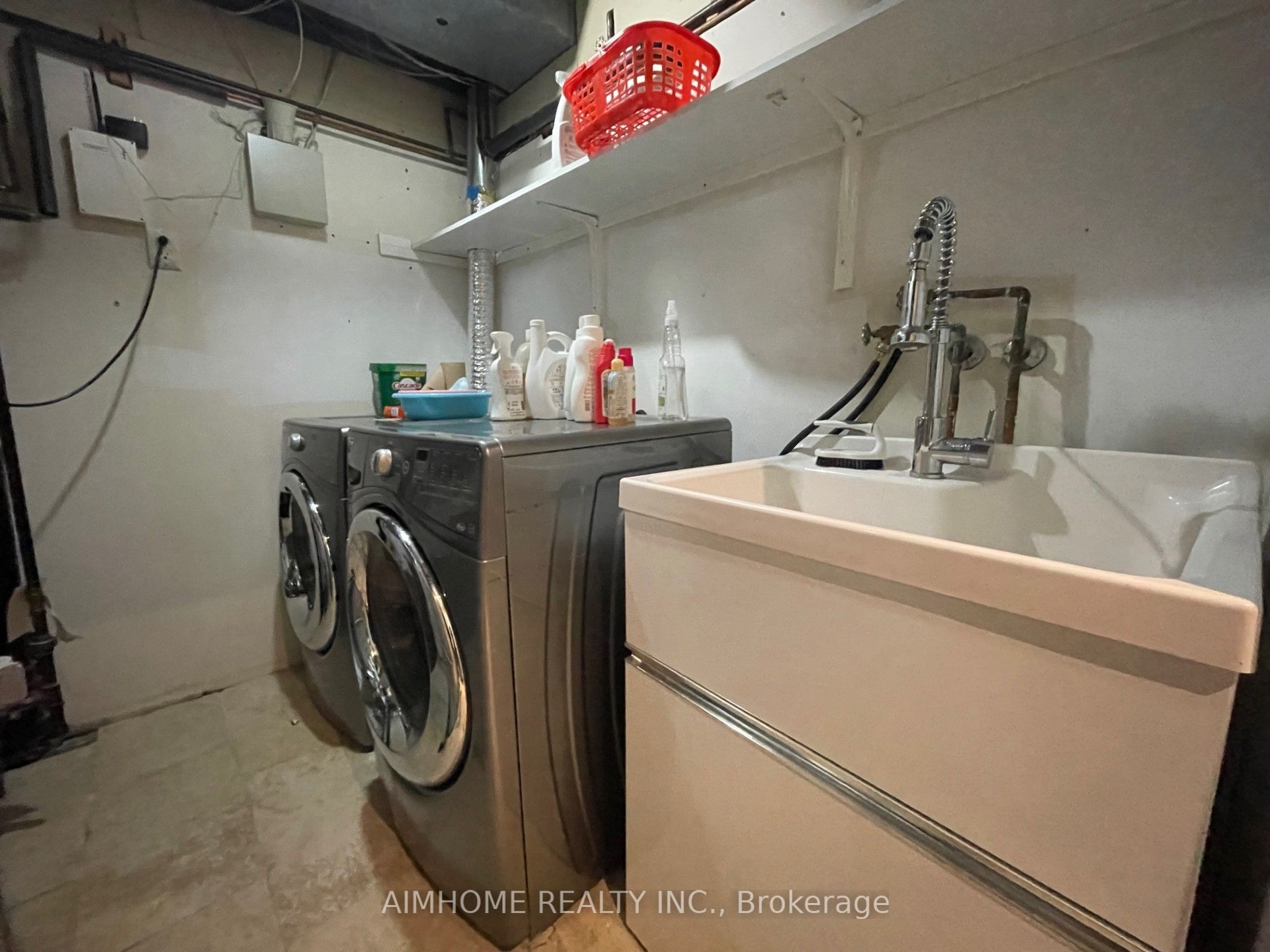 75 Leitchcroft Crescent Property Photo 21