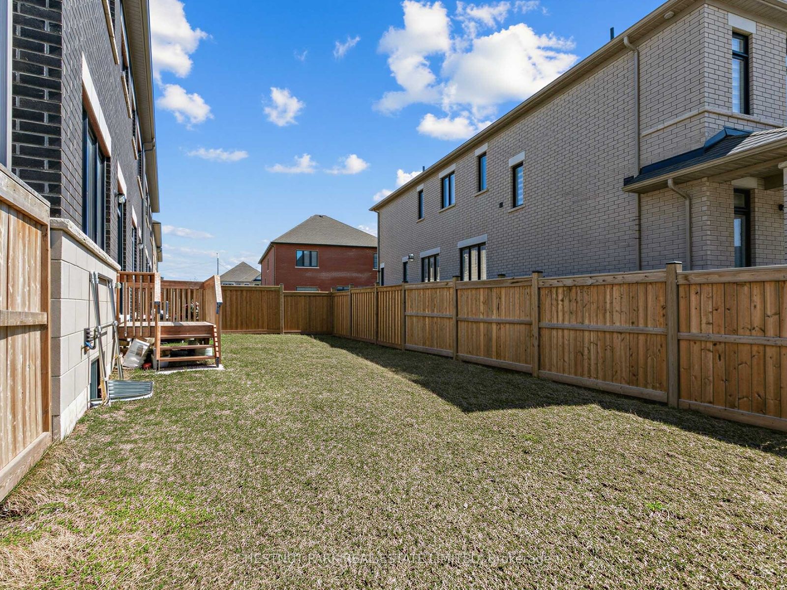 41 Robert Eaton Avenue Property Photo 35