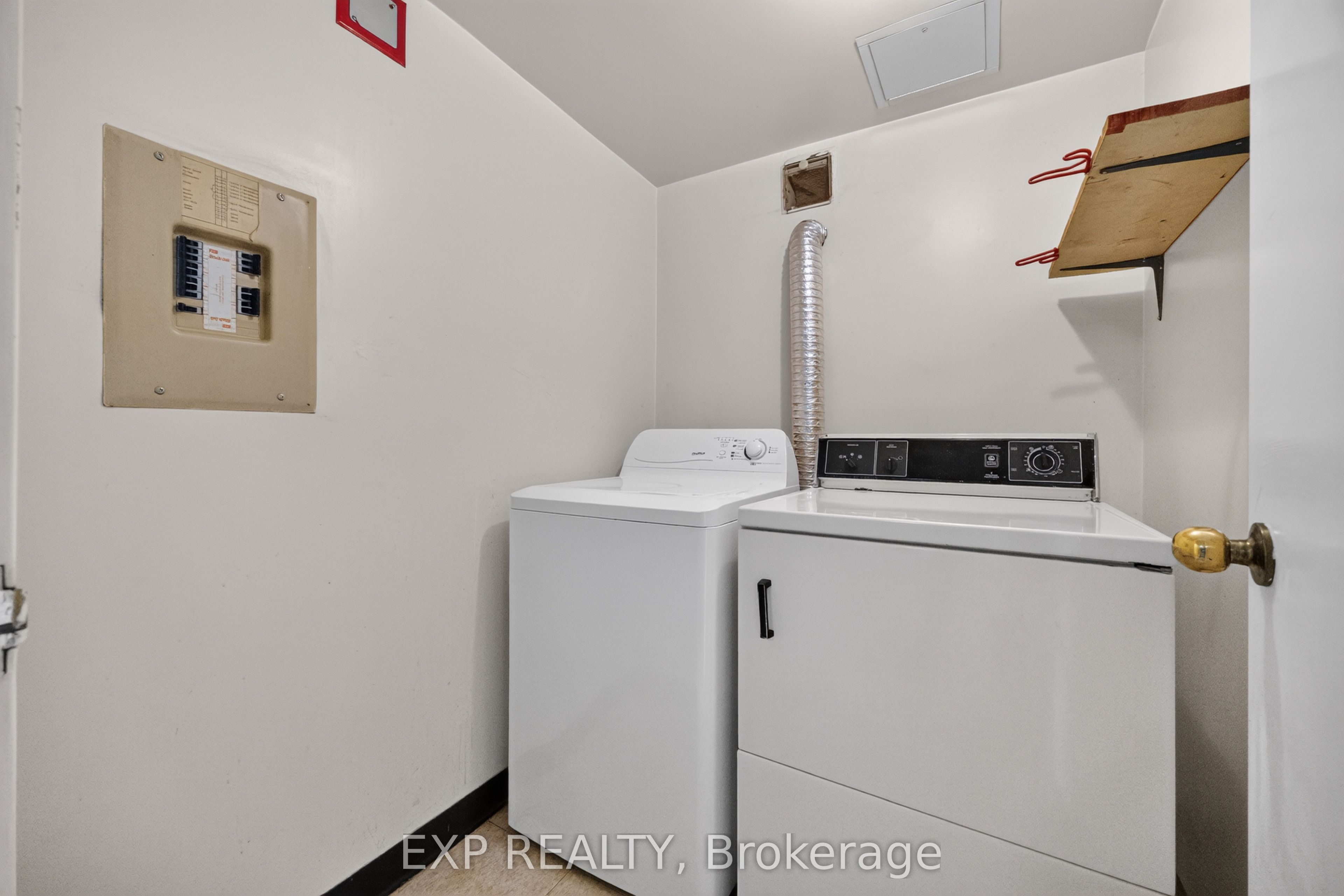326 Major Mackenzie Drive E 716 Property Photo 28
