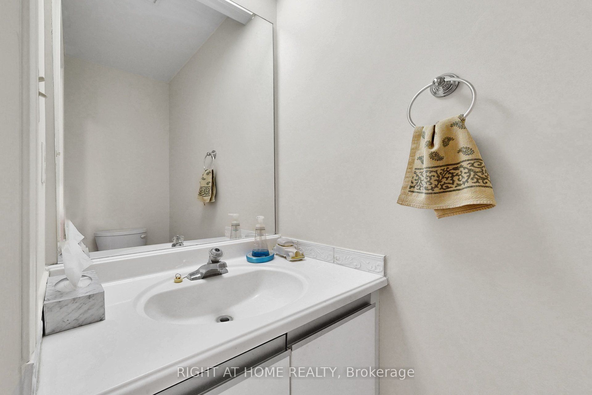 103 Heatherton Way Property Photo 8