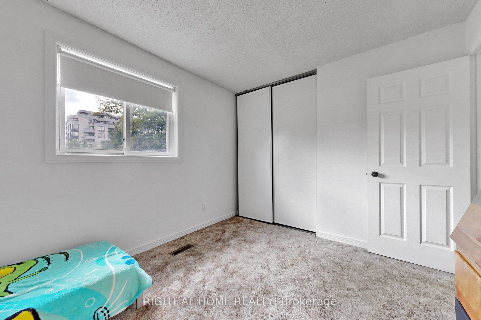 103 Heatherton Way Property Photo 31