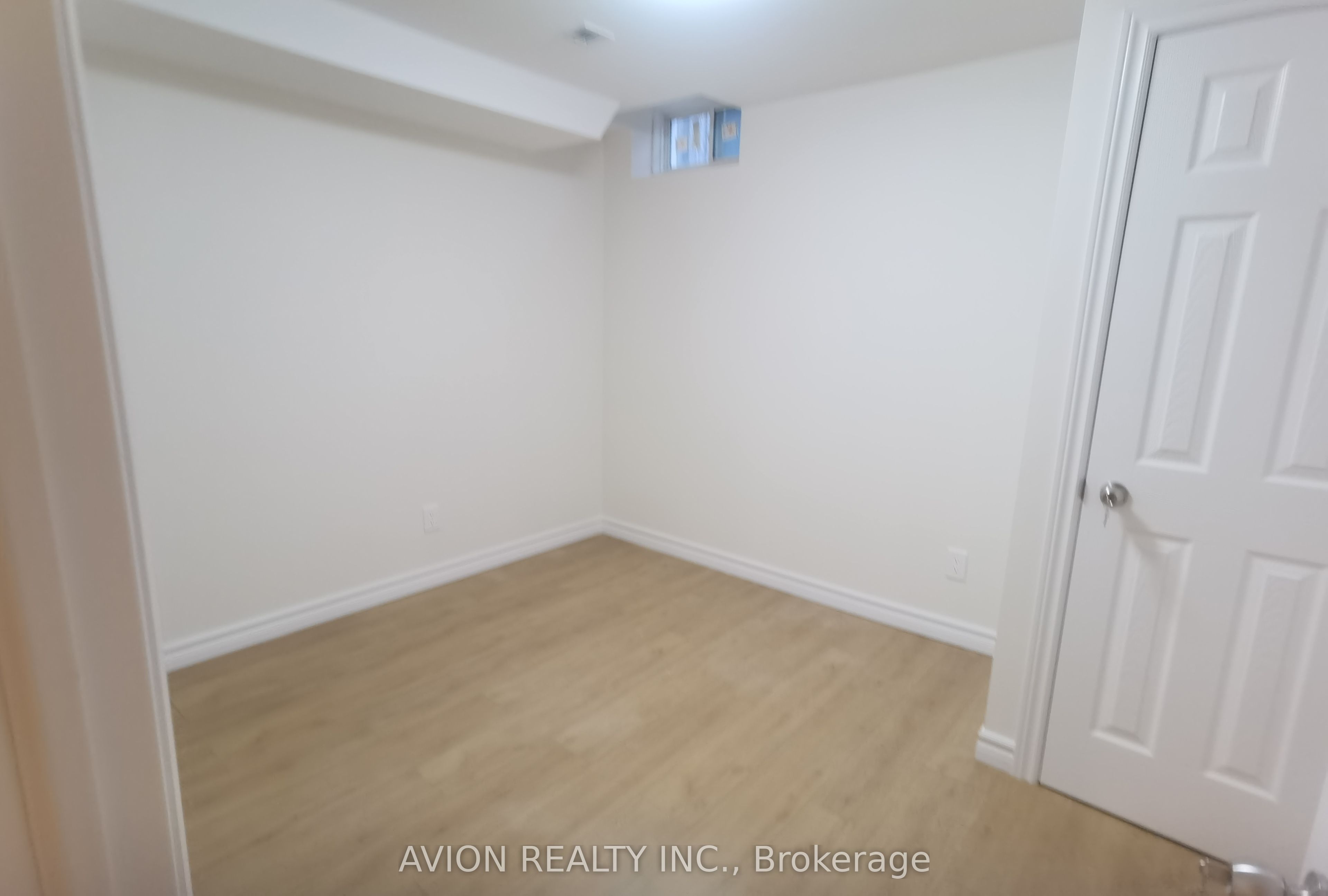 66 Eastern Skies Way Basement Property Photo 6