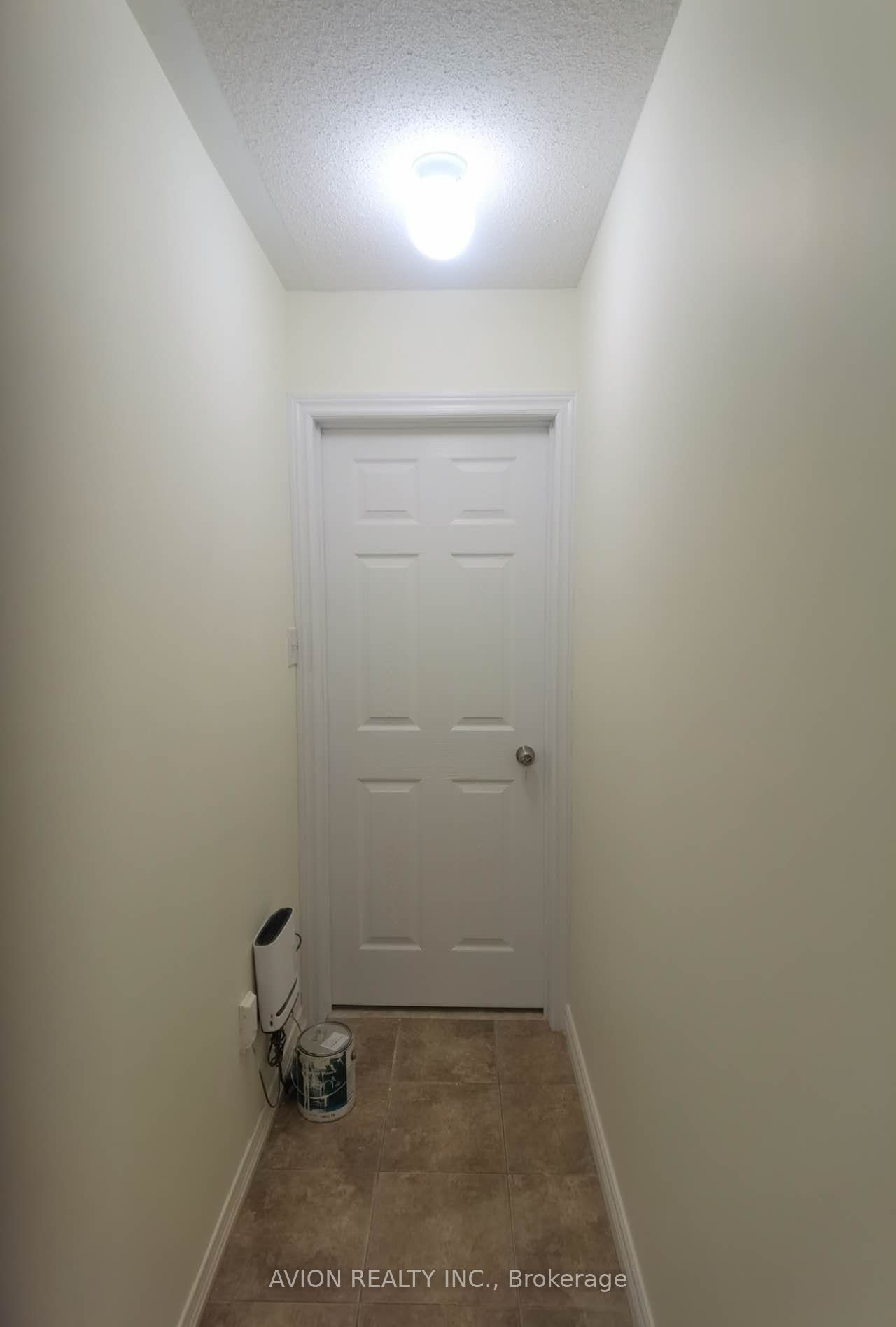 66 Eastern Skies Way Basement Property Photo 8